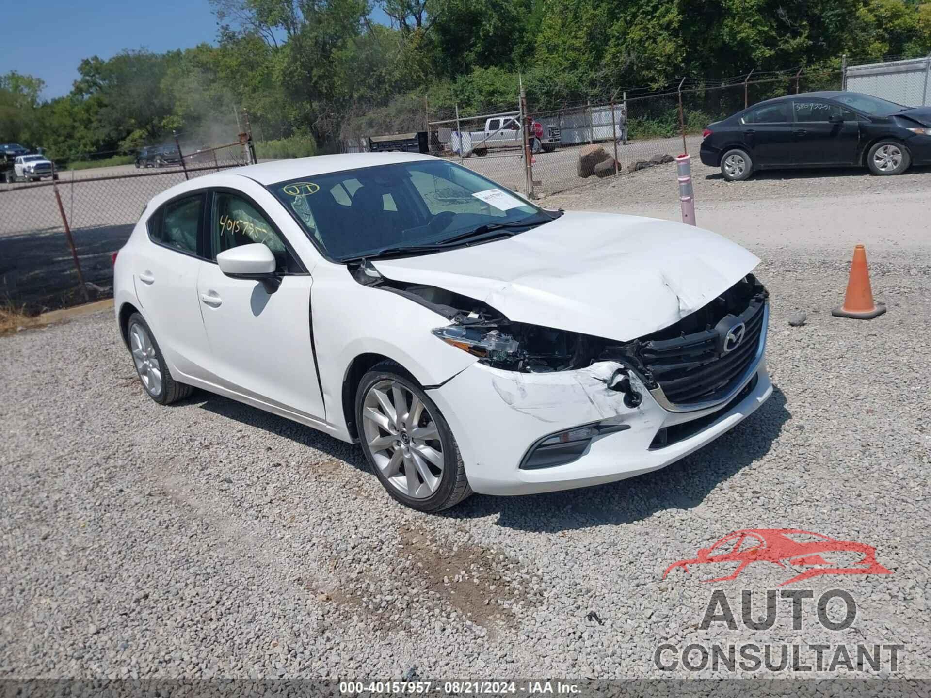 MAZDA MAZDA3 2017 - 3MZBN1L77HM126418