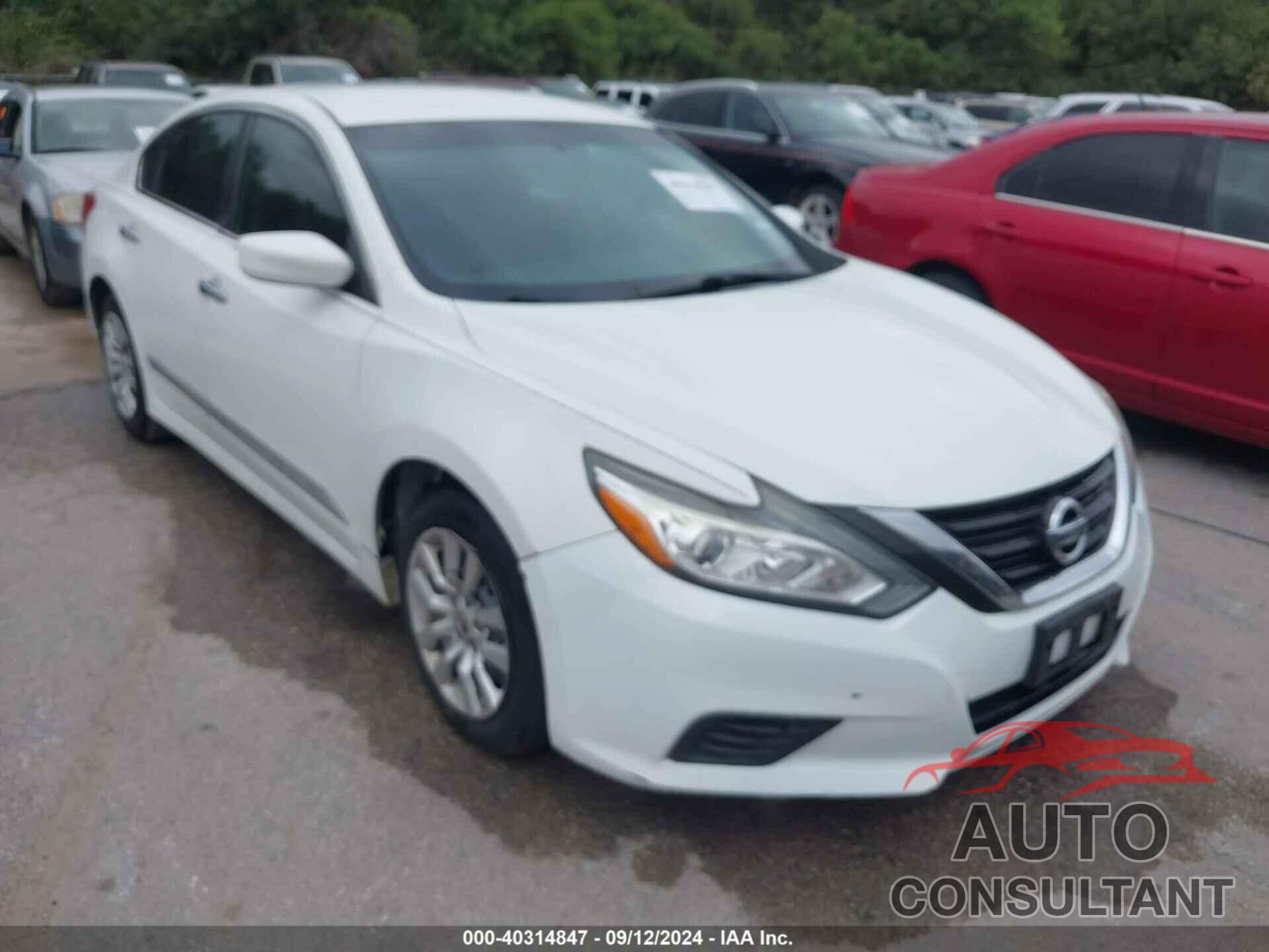 NISSAN ALTIMA 2017 - 1N4AL3AP4HN343827