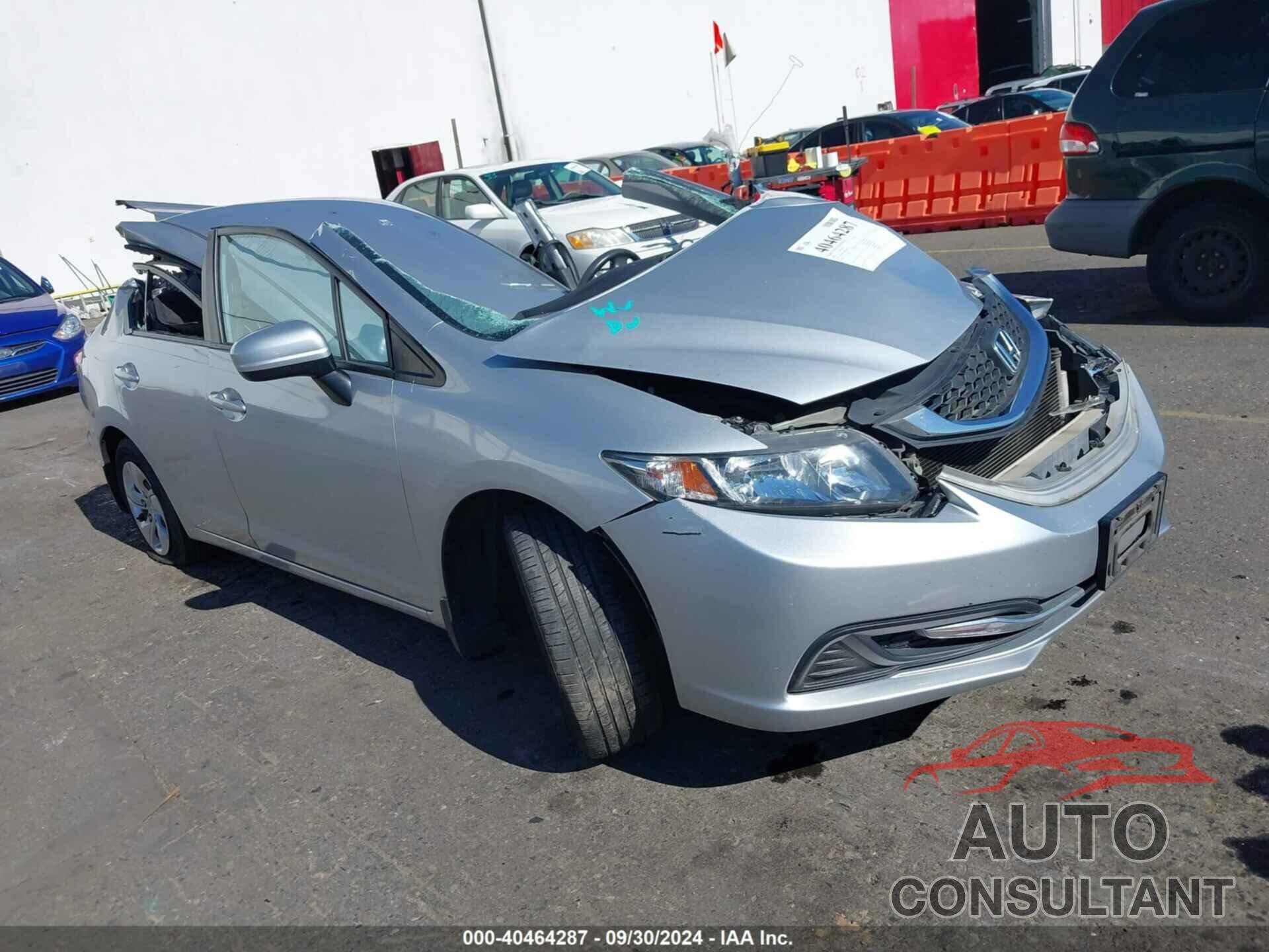 HONDA CIVIC 2015 - 2HGFB2F58FH566142