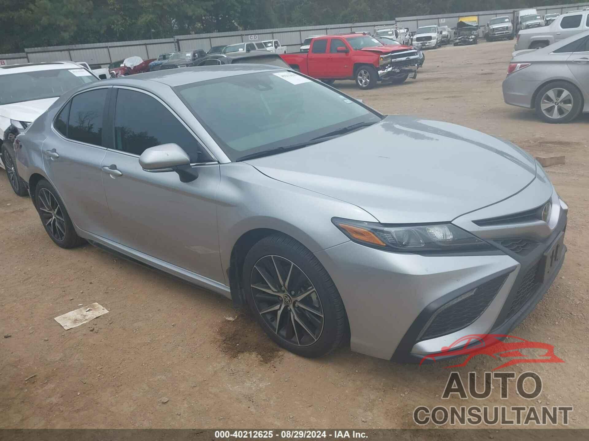 TOYOTA CAMRY 2024 - 4T1G11AK2RU857312