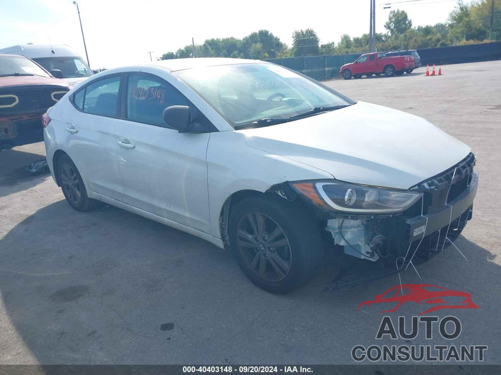 HYUNDAI ELANTRA 2018 - 5NPD84LF0JH302913