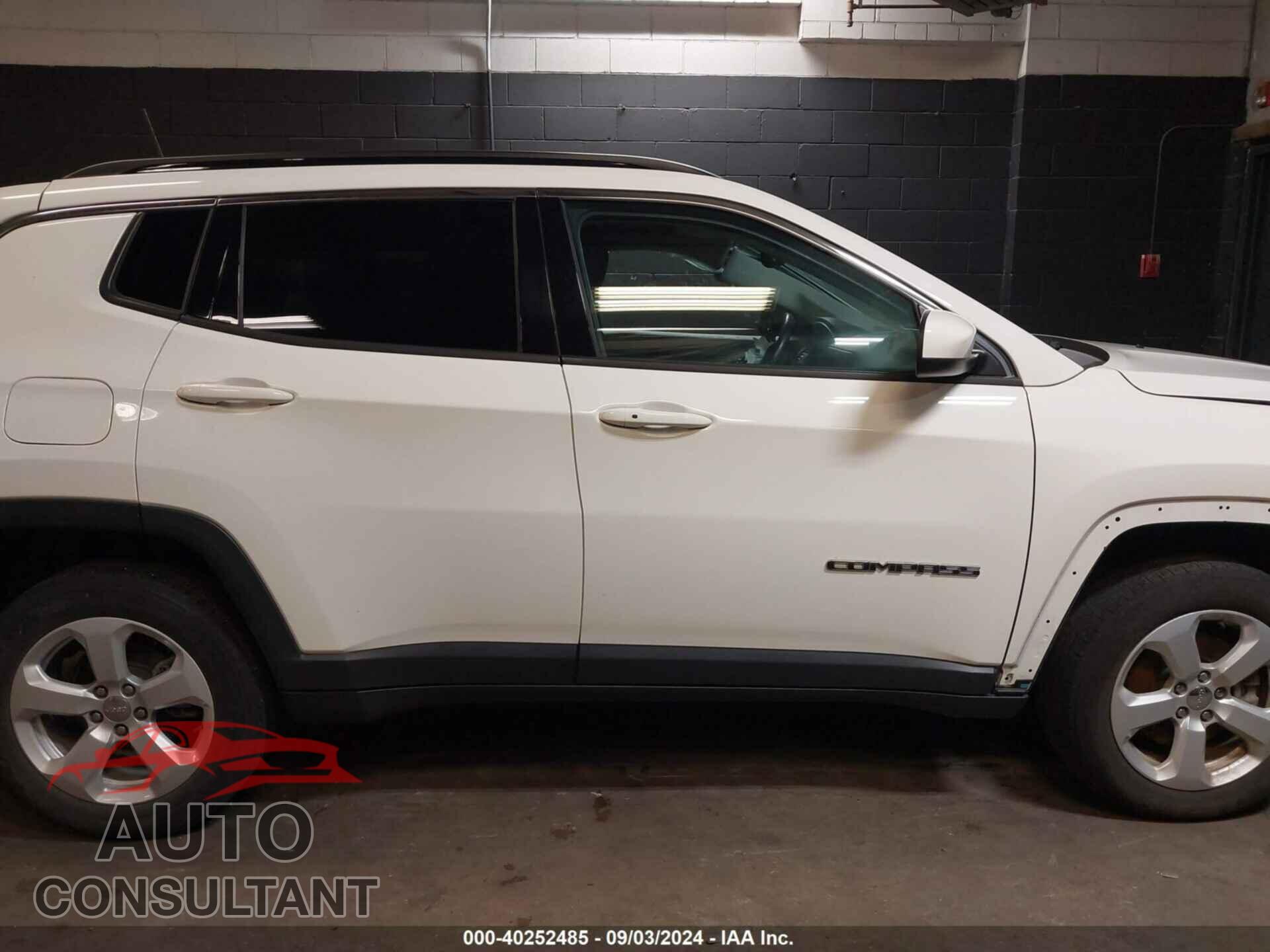 JEEP COMPASS 2020 - 3C4NJDBB4LT138656
