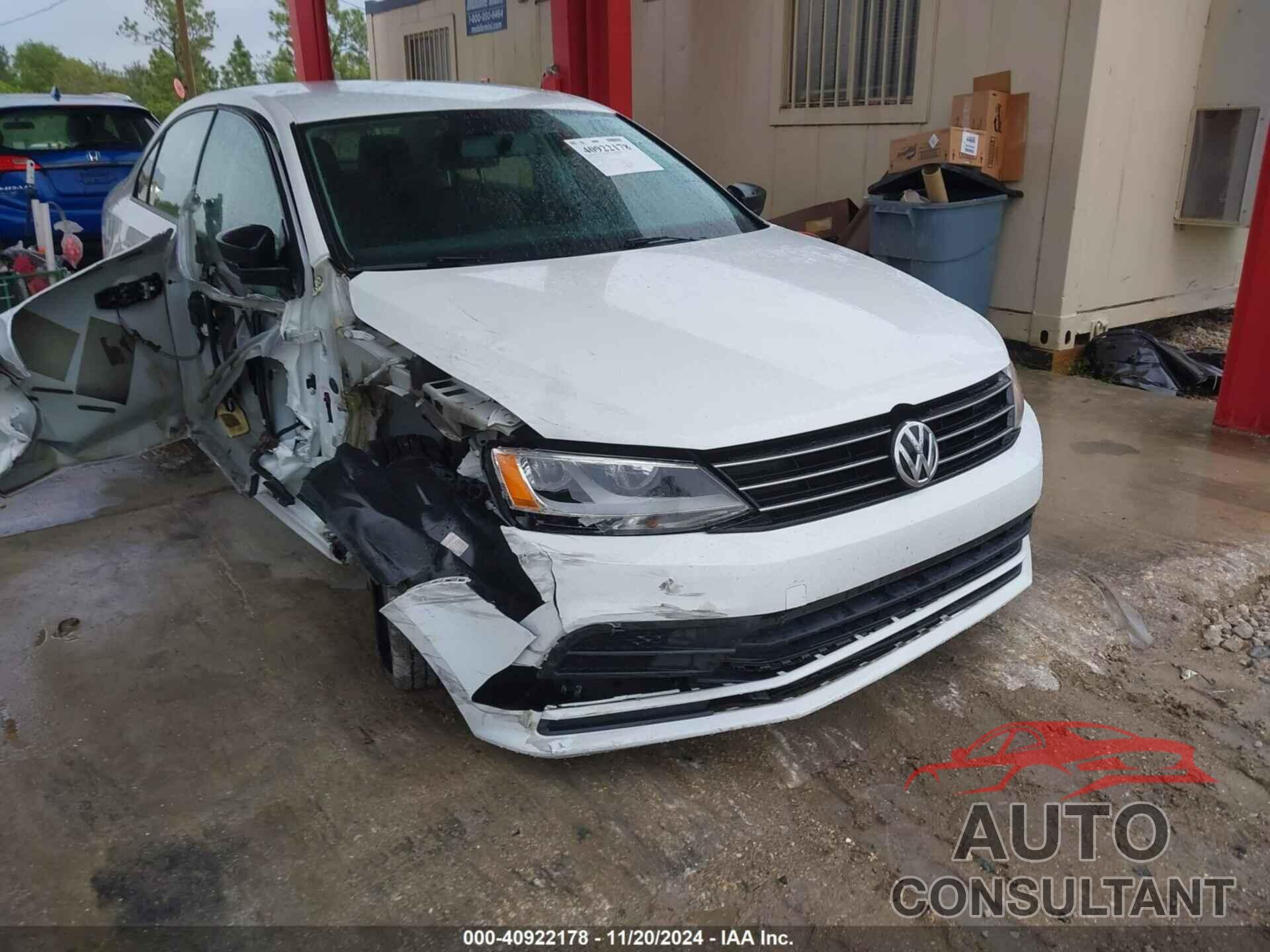 VOLKSWAGEN JETTA 2016 - 3VW267AJXGM333057