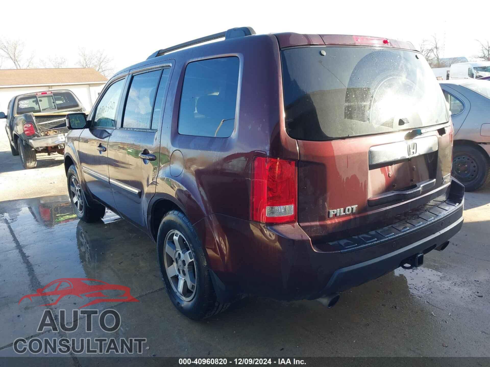 HONDA PILOT 2011 - 5FNYF4H96BB087483