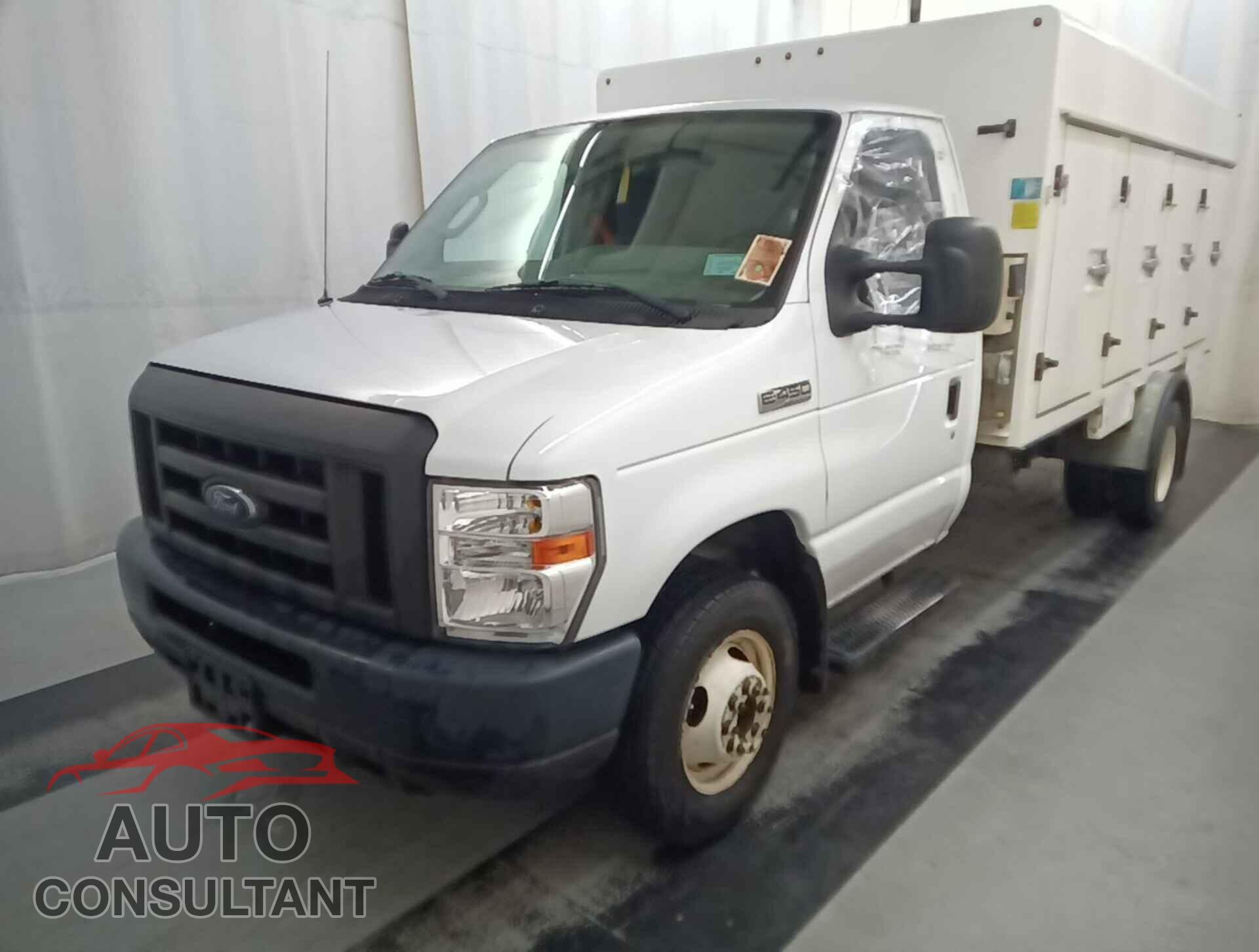 FORD ECONOLINE 2017 - 1FDXE4FS7HDC69080