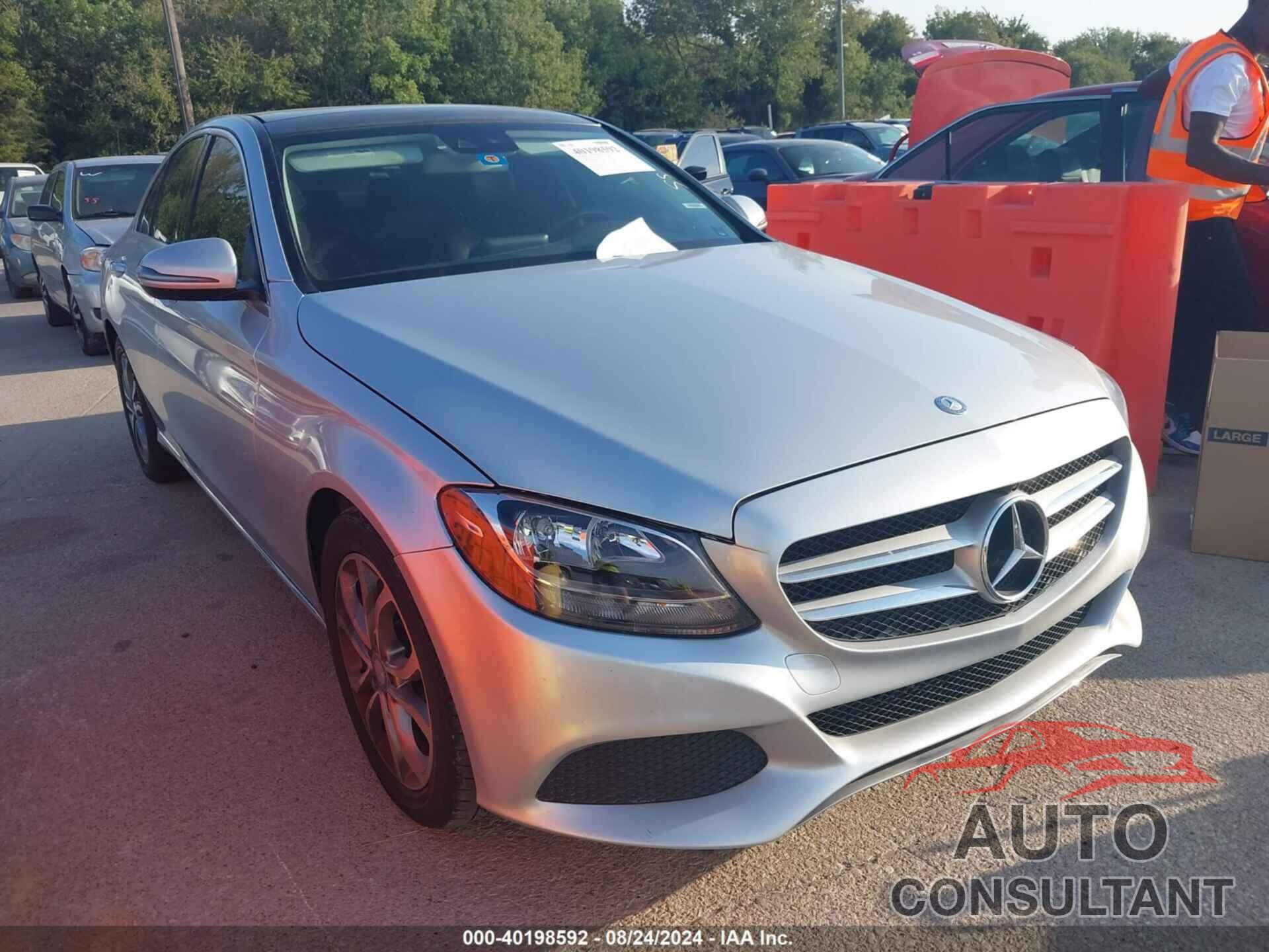 MERCEDES-BENZ C 300 2017 - 55SWF4JB6HU191712