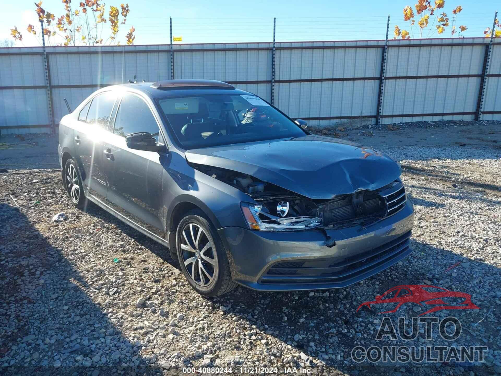VOLKSWAGEN JETTA 2018 - 3VWDB7AJ5JM259350