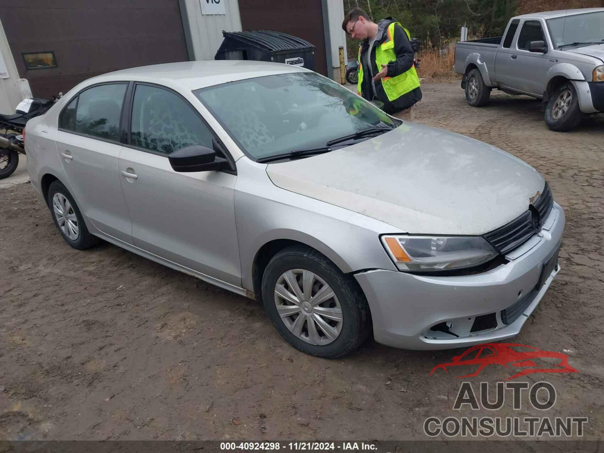 VOLKSWAGEN JETTA 2011 - 3VW2K7AJ1BM390803