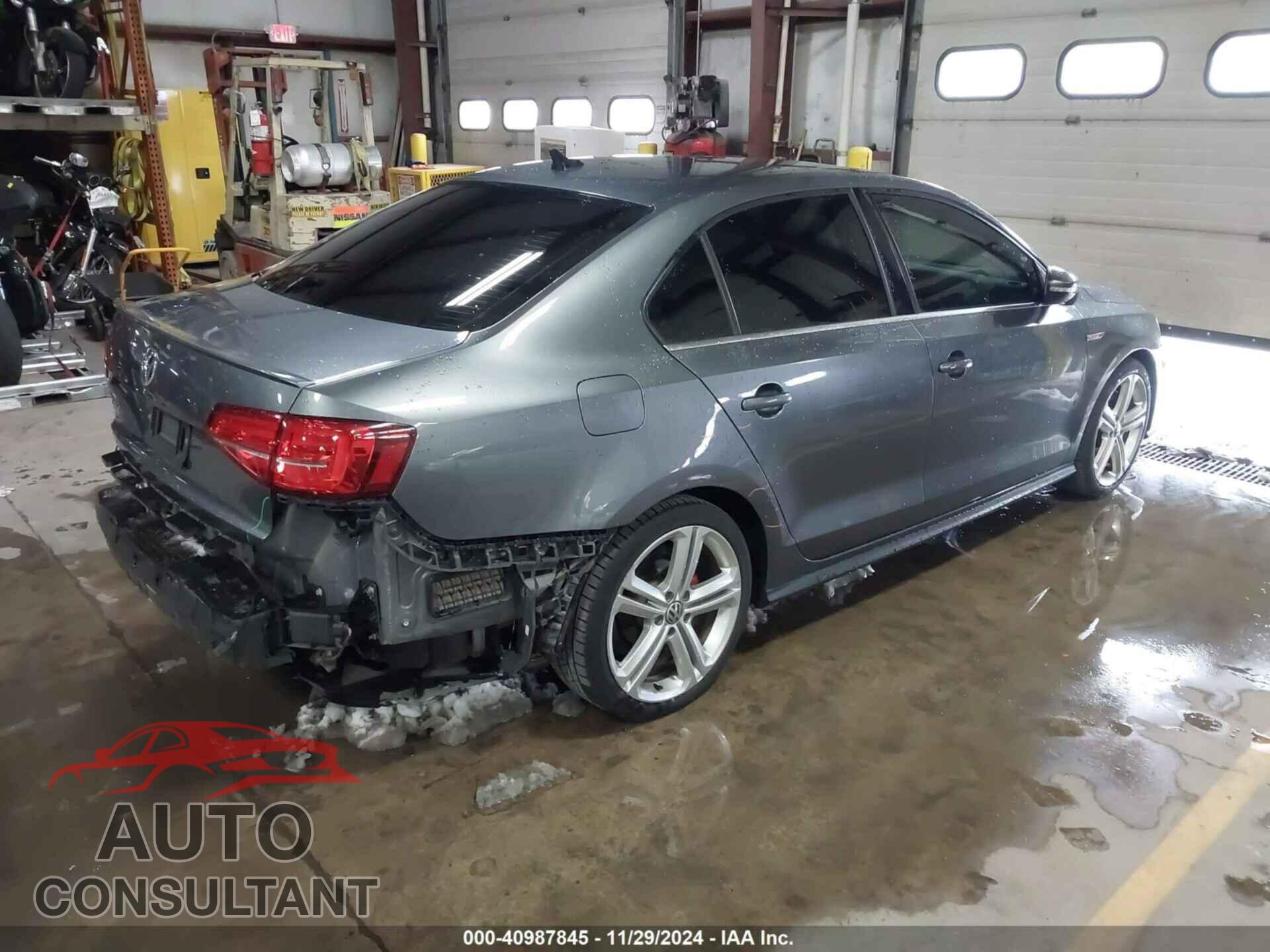 VOLKSWAGEN JETTA 2017 - 3VW5T7AJ8HM331802