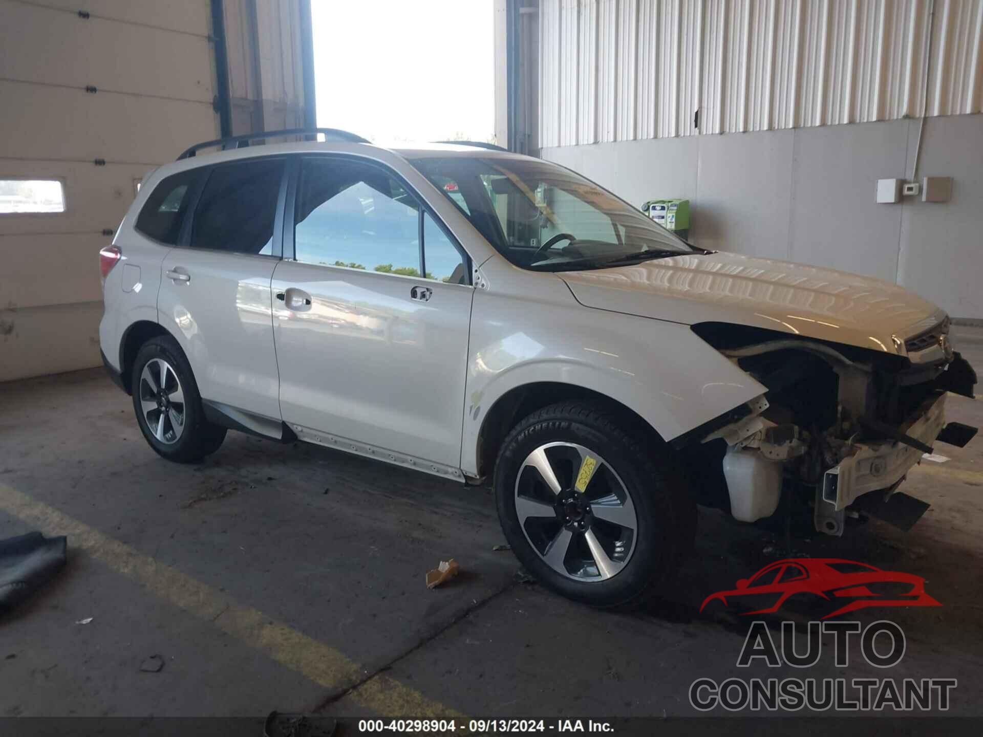 SUBARU FORESTER 2018 - JF2SJAJC2JH541527