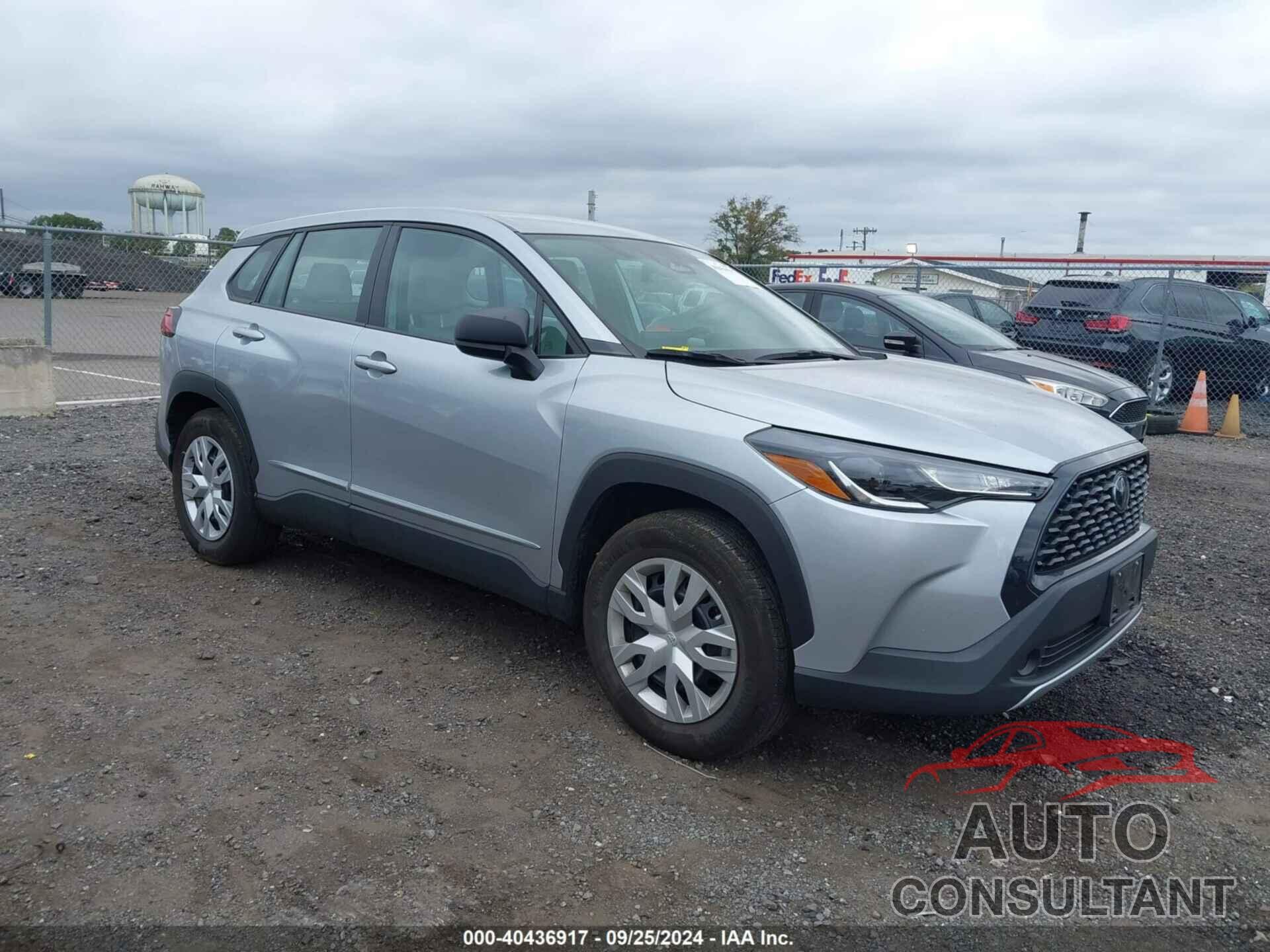 TOYOTA COROLLA CROSS 2023 - 7MUAAABG5PV052206
