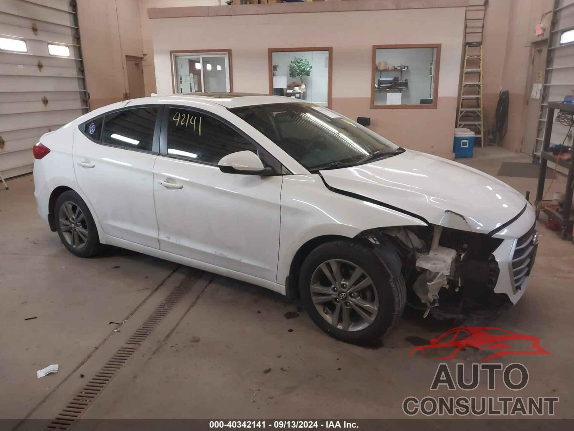 HYUNDAI ELANTRA 2018 - 5NPD84LF4JH363780