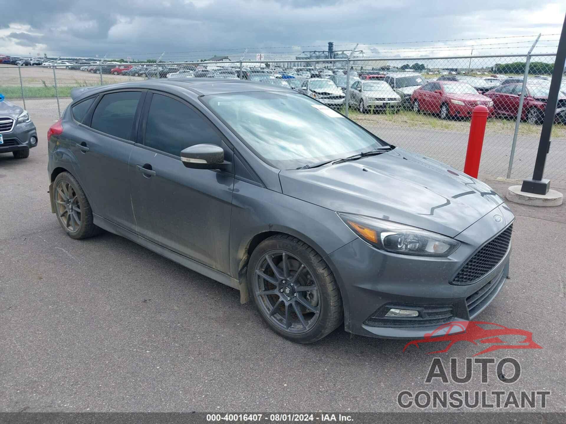 FORD FOCUS ST 2018 - 1FADP3L9XJL303642