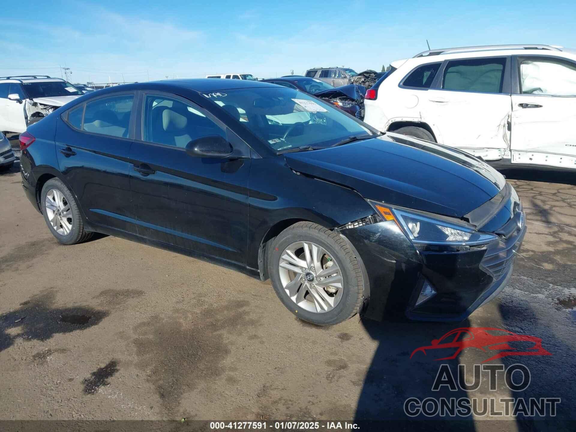 HYUNDAI ELANTRA 2019 - KMHD84LF0KU782812