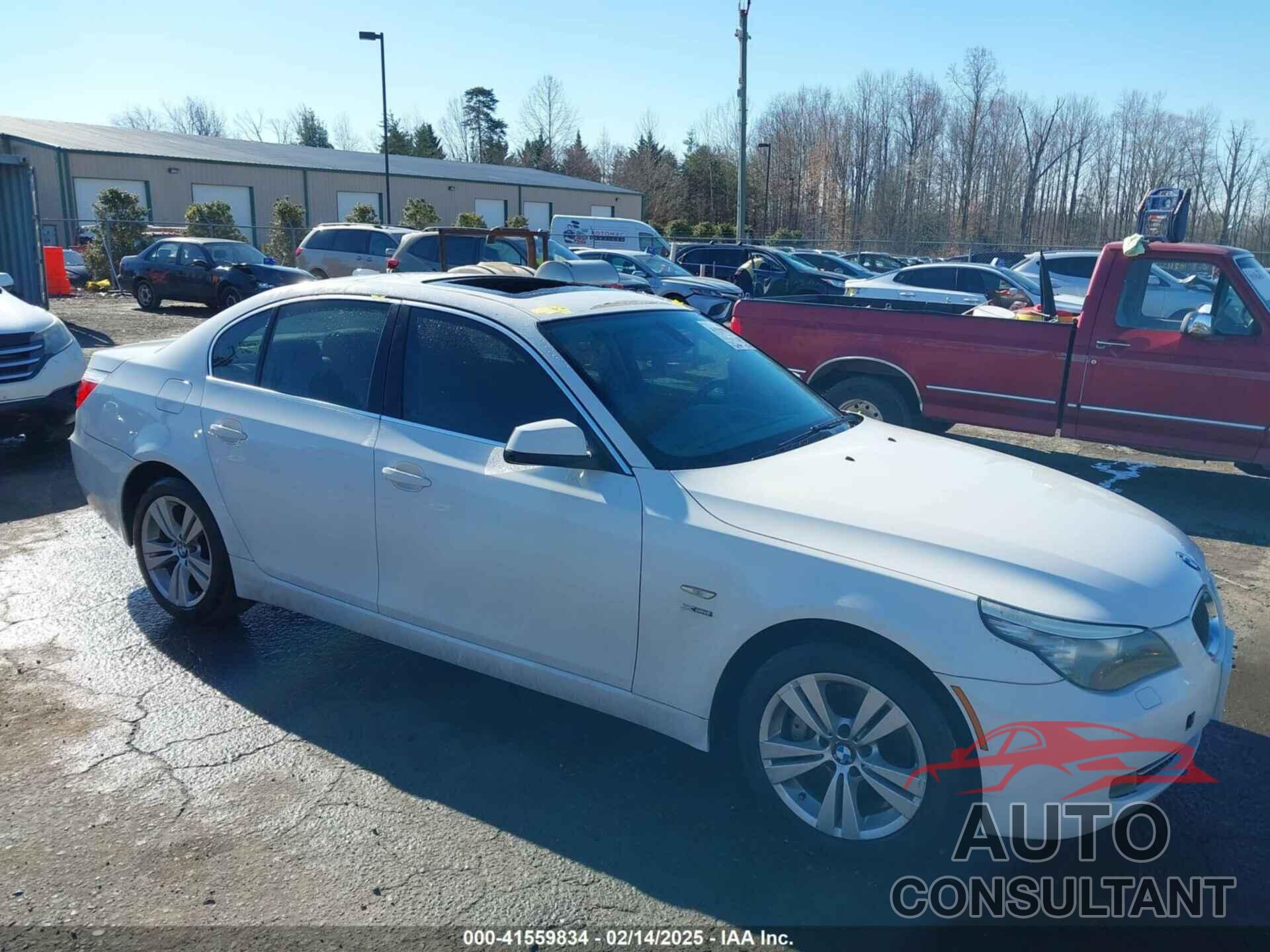 BMW 528I 2010 - WBANV1C52AC445471