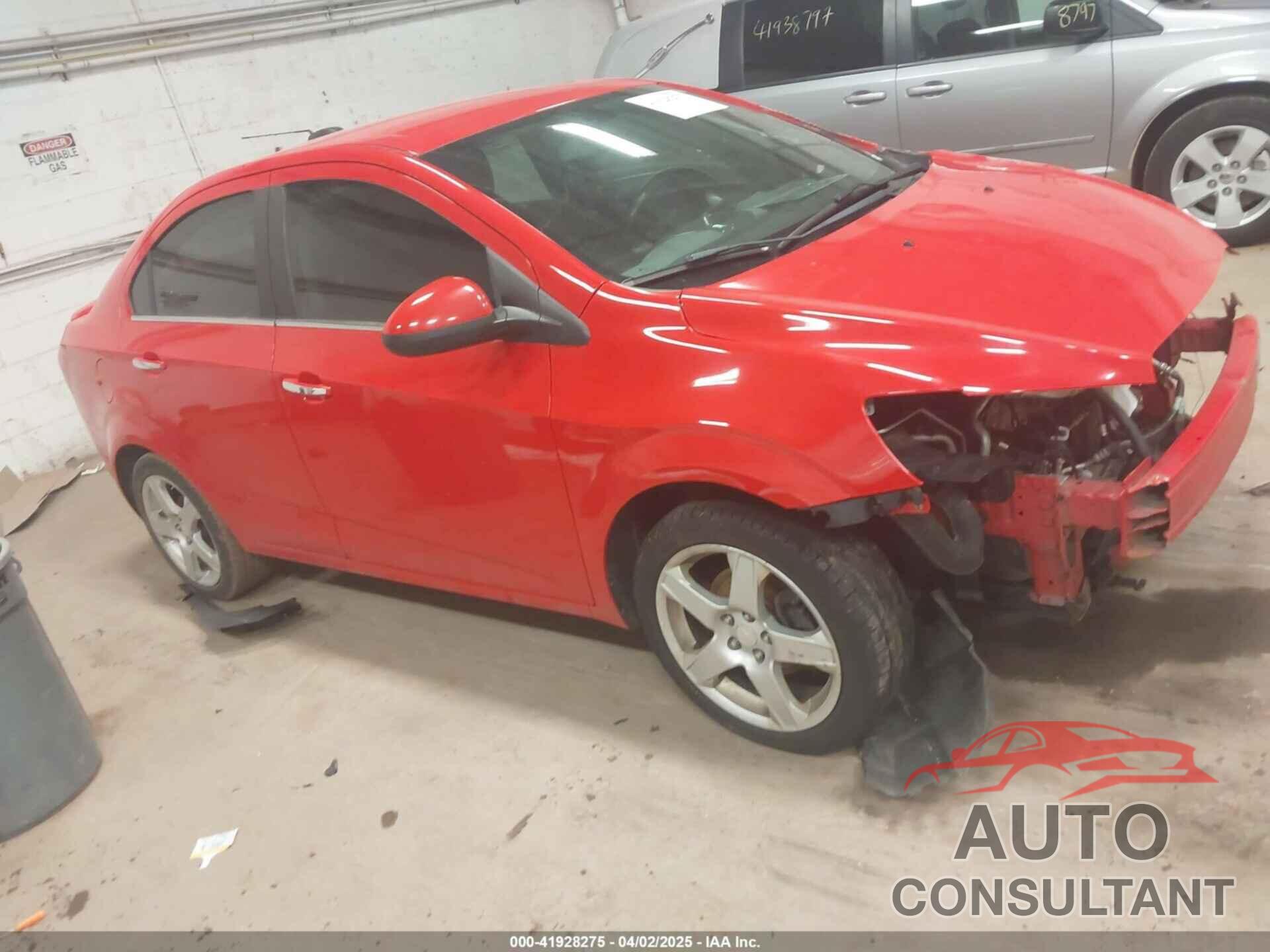 CHEVROLET SONIC 2015 - 1G1JE5SB7F4165278
