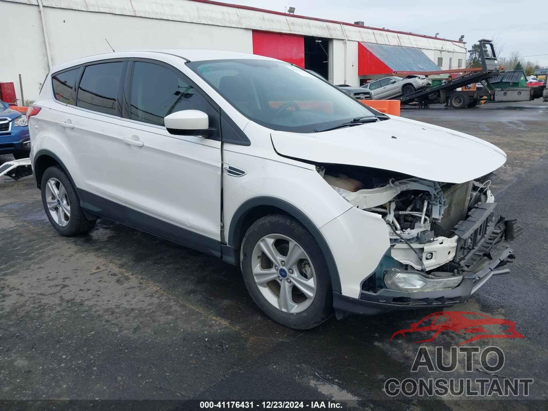 FORD ESCAPE 2015 - 1FMCU0GXXFUB63241