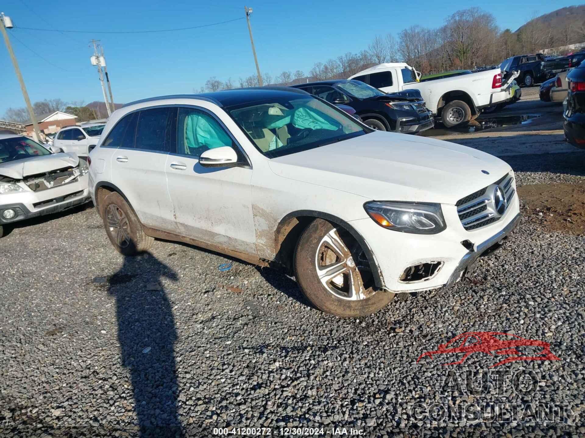 MERCEDES-BENZ GLC 300 2018 - WDC0G4KB7JV099965