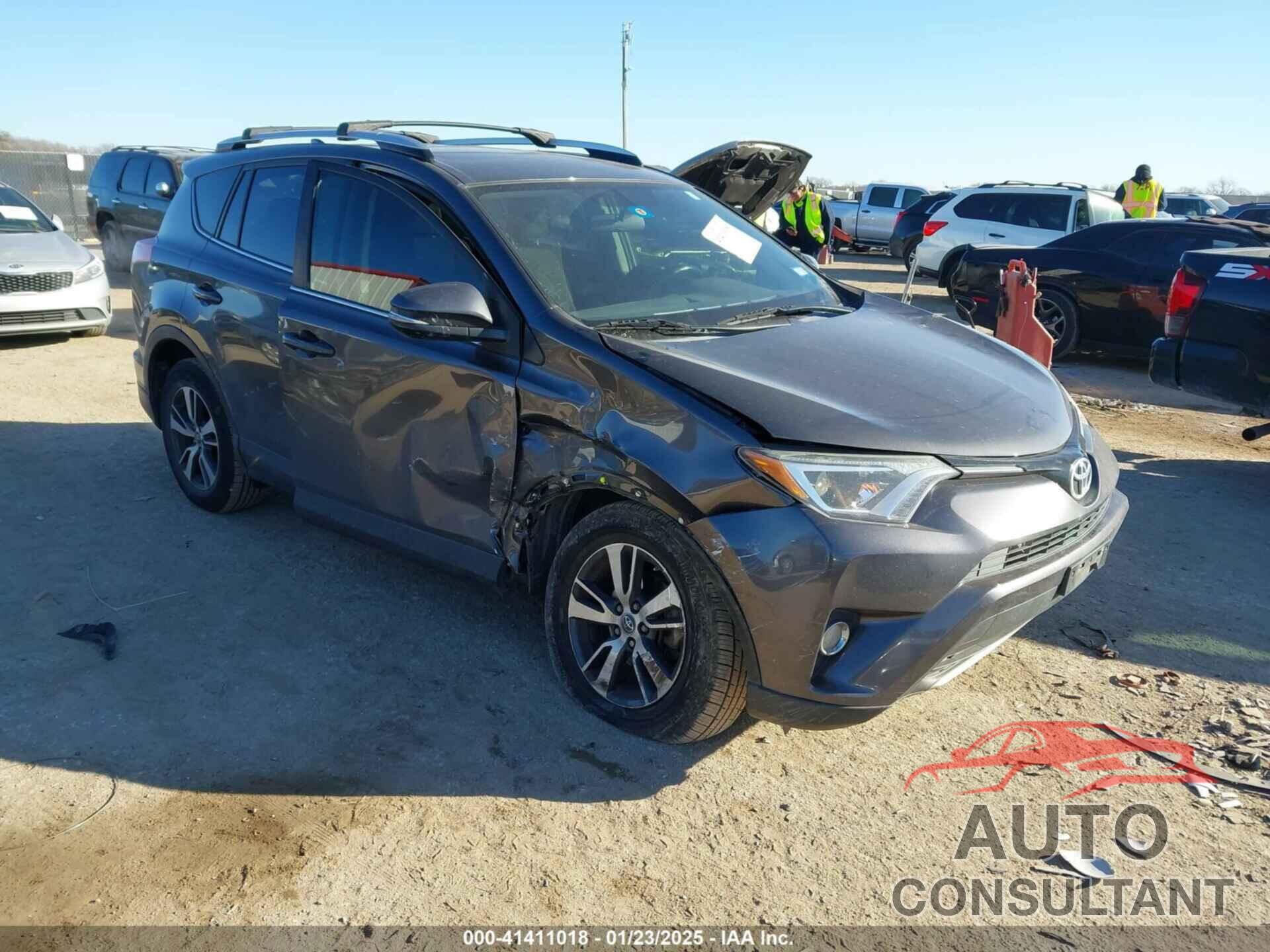 TOYOTA RAV4 2016 - JTMWFREV1GJ064358