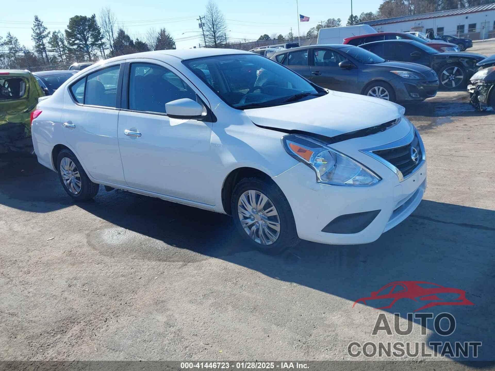 NISSAN VERSA 2018 - 3N1CN7AP7JL850556