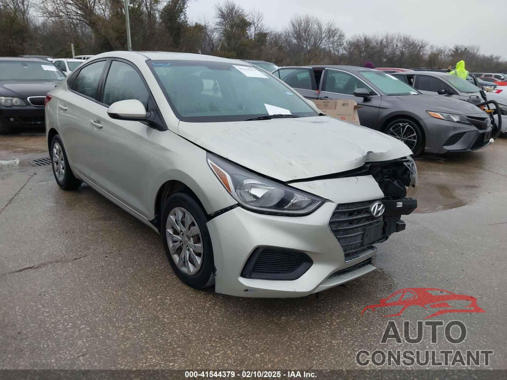 HYUNDAI ACCENT 2018 - 3KPC24A38JE015734