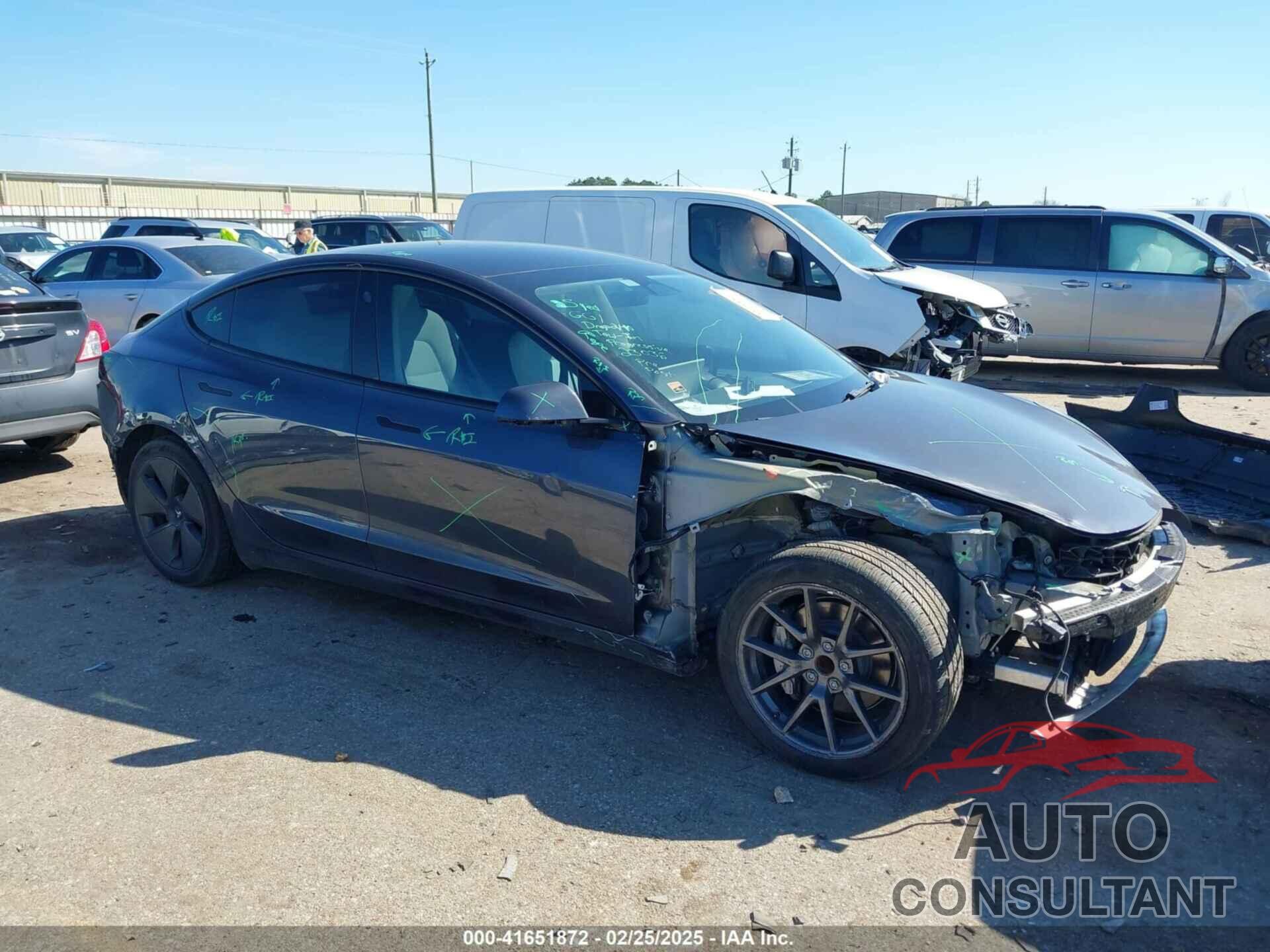 TESLA MODEL 3 2022 - 5YJ3E1EAXNF326354
