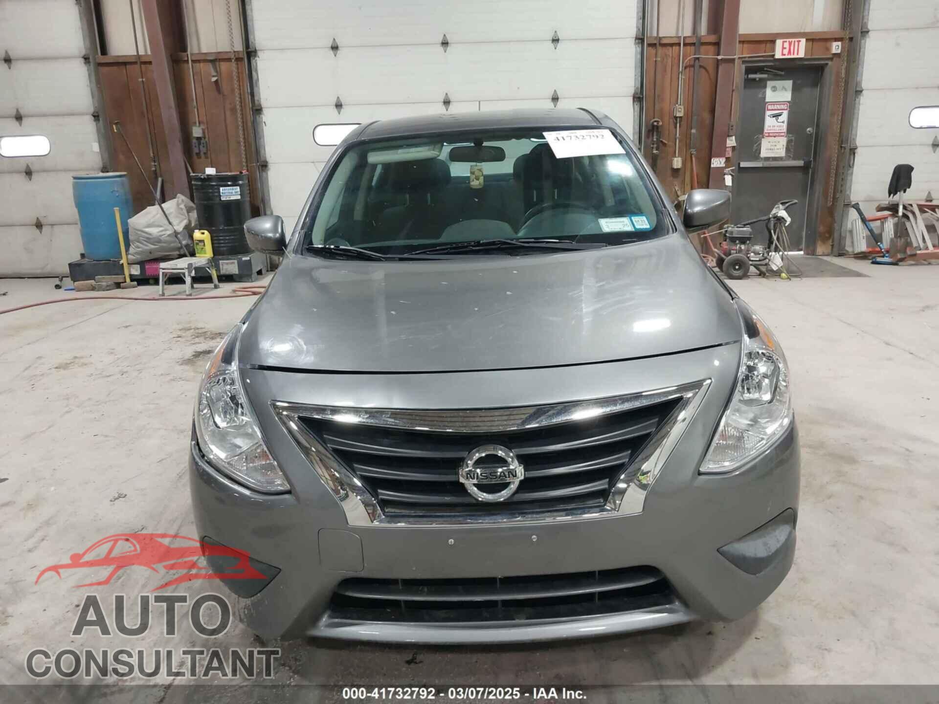 NISSAN VERSA 2019 - 3N1CN7AP3KL808015