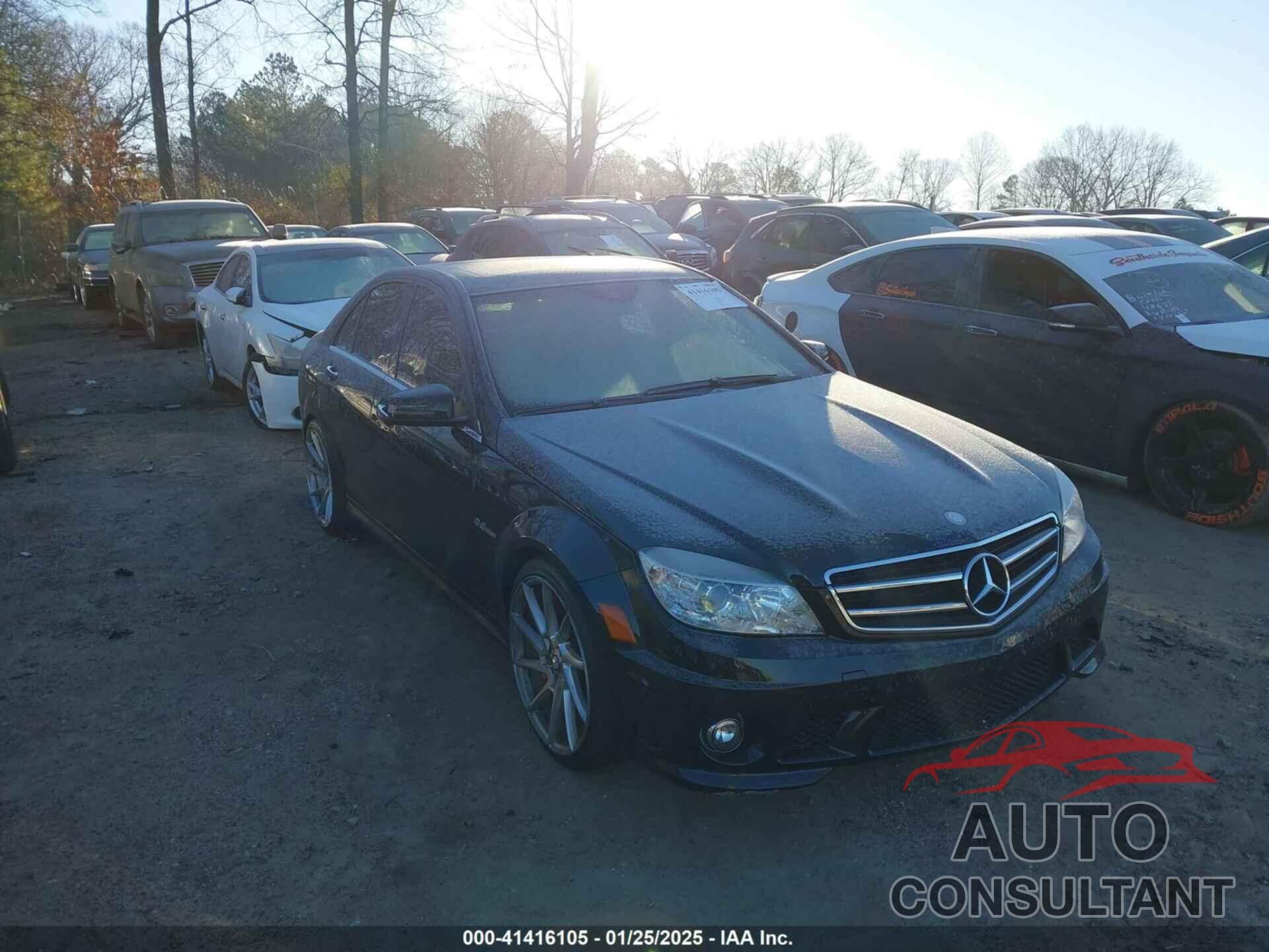 MERCEDES-BENZ C 63 AMG 2011 - WDDGF7HB4BF528125