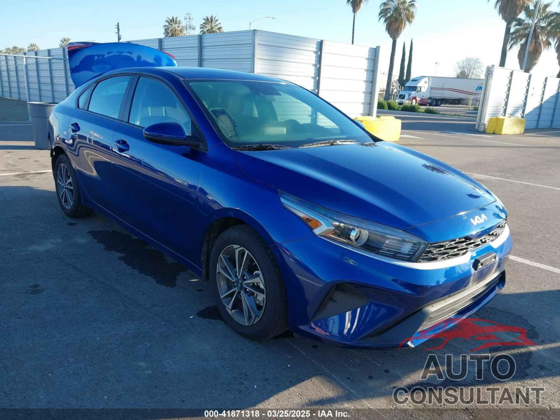 KIA FORTE 2024 - 3KPF24AD3RE835043