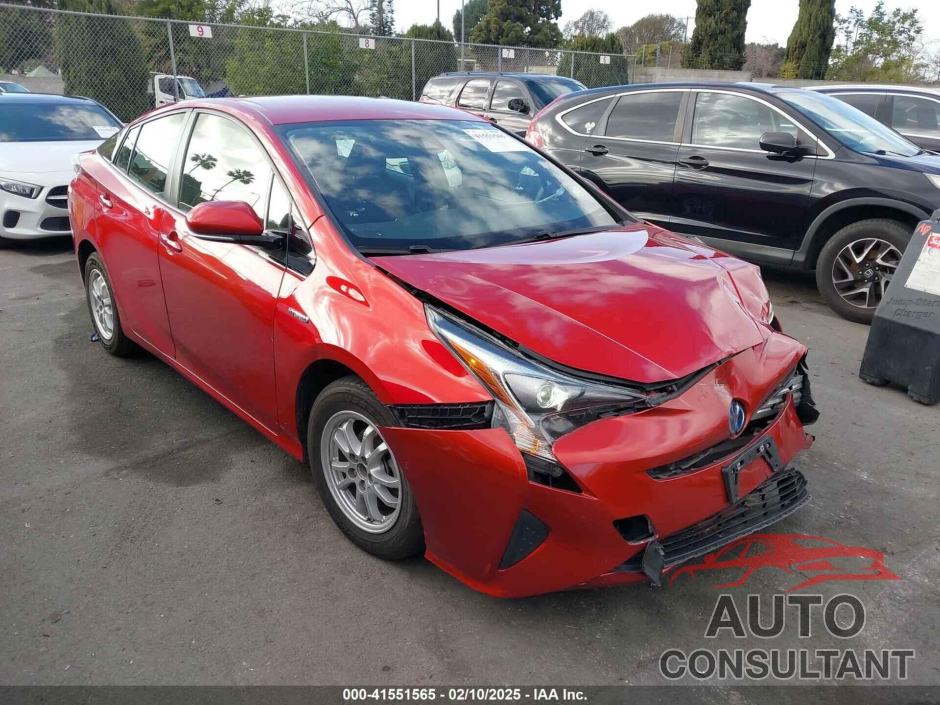 TOYOTA PRIUS 2018 - JTDKBRFU1J3066056