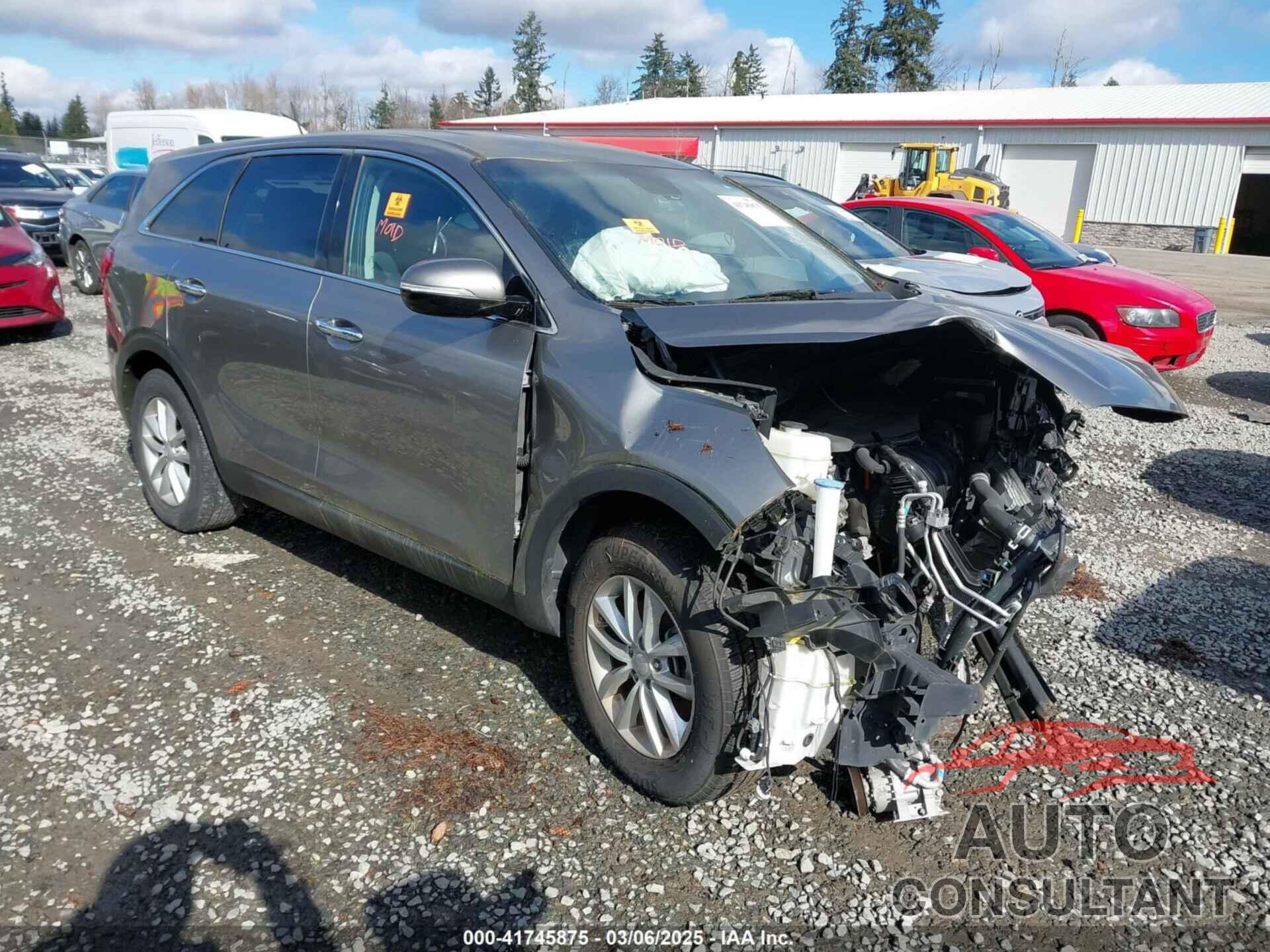 KIA SORENTO 2018 - 5XYPG4A33JG418543
