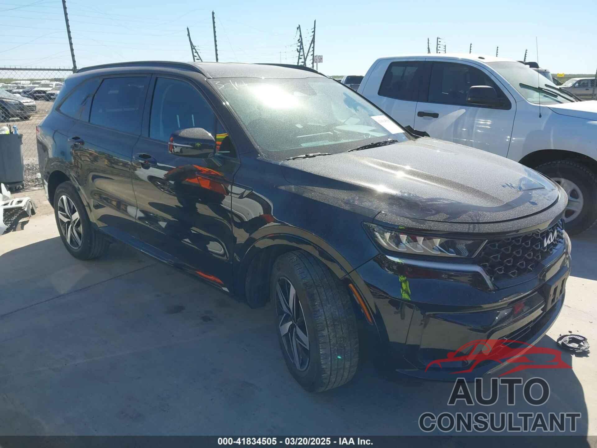 KIA SORENTO 2023 - 5XYRL4LC3PG221978