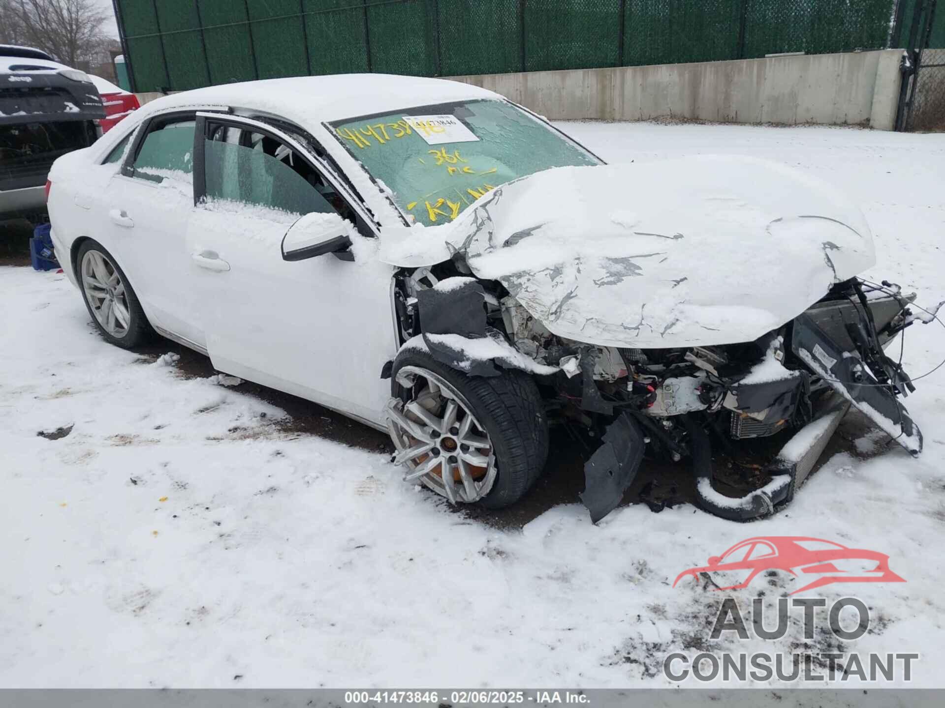 AUDI A4 2022 - WAUEAAF48NN011774