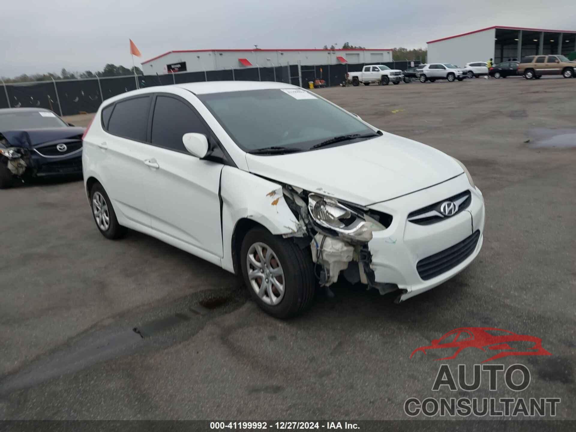 HYUNDAI ACCENT 2013 - KMHCT5AEXDU083801