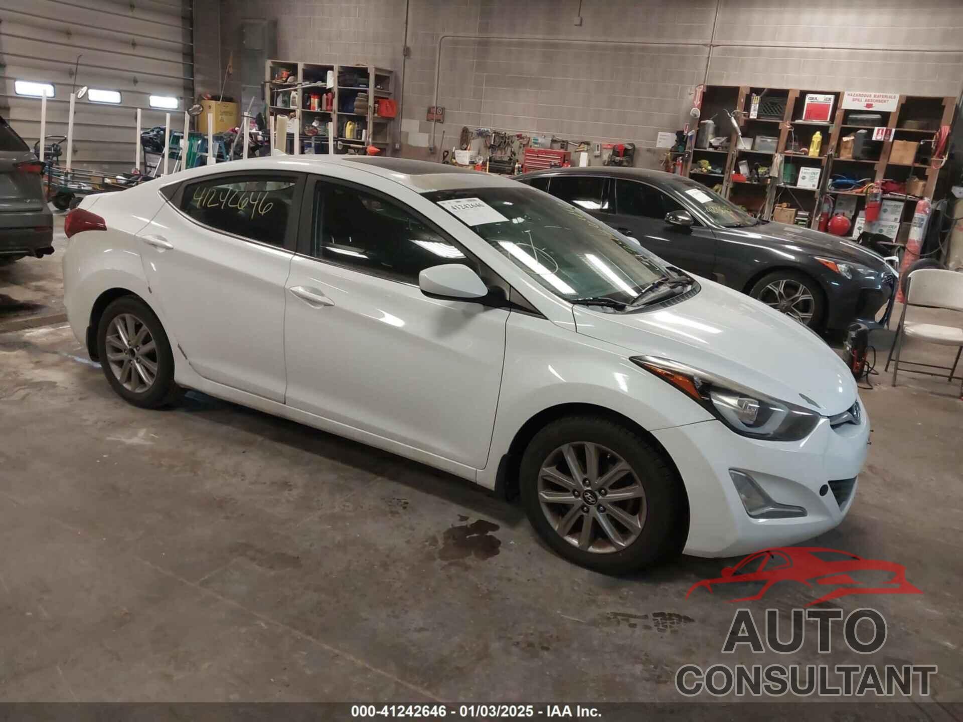 HYUNDAI ELANTRA 2015 - 5NPDH4AE8FH623986