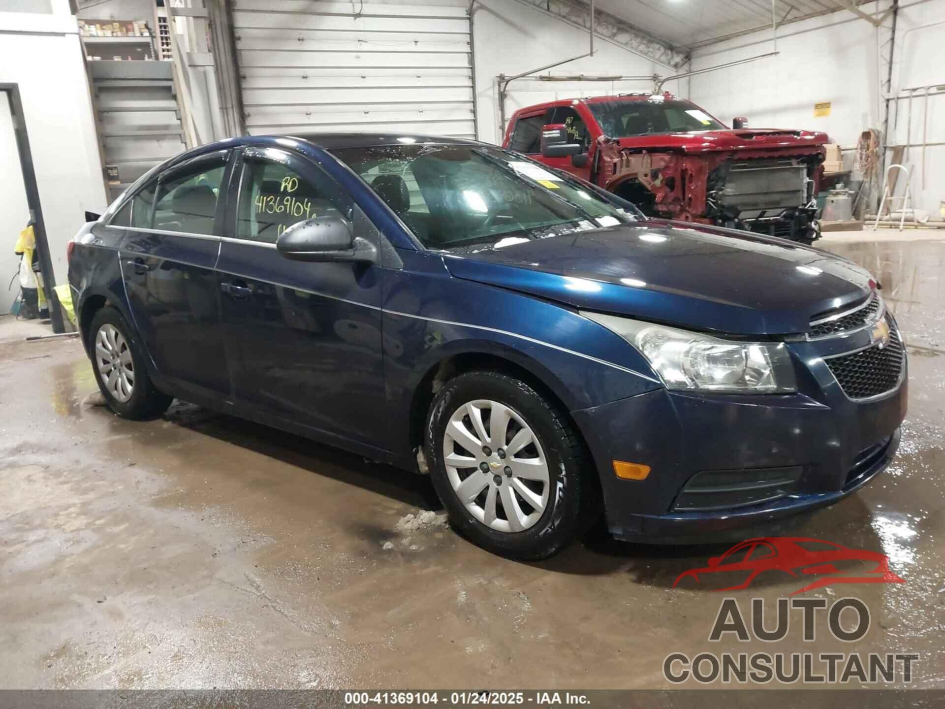 CHEVROLET CRUZE 2011 - 1G1PC5SH5B7116108