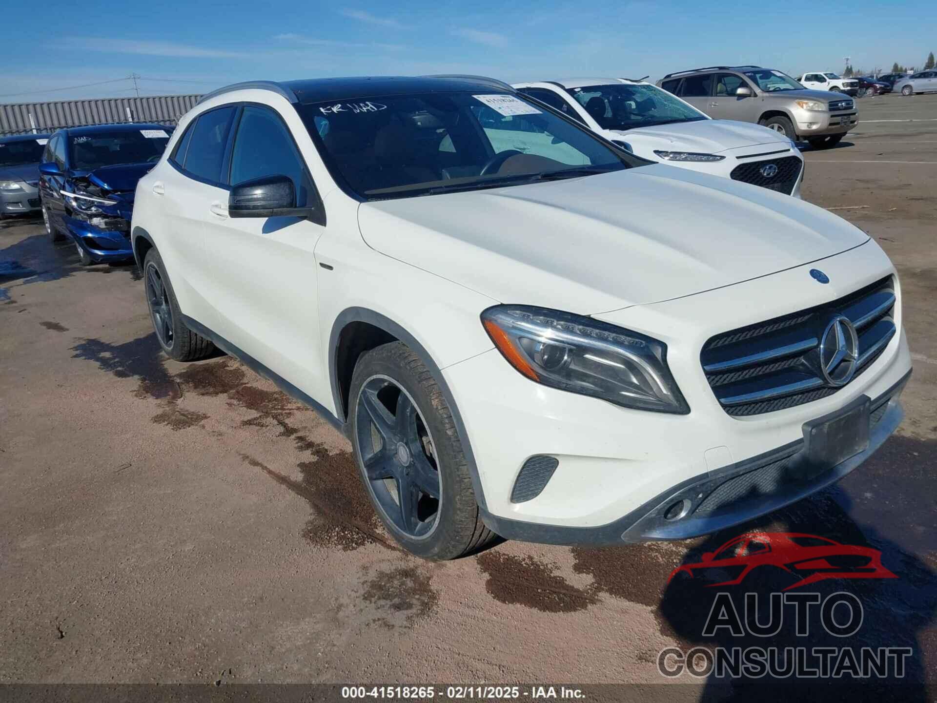 MERCEDES-BENZ GLA 250 2015 - WDCTG4GB6FJ037574
