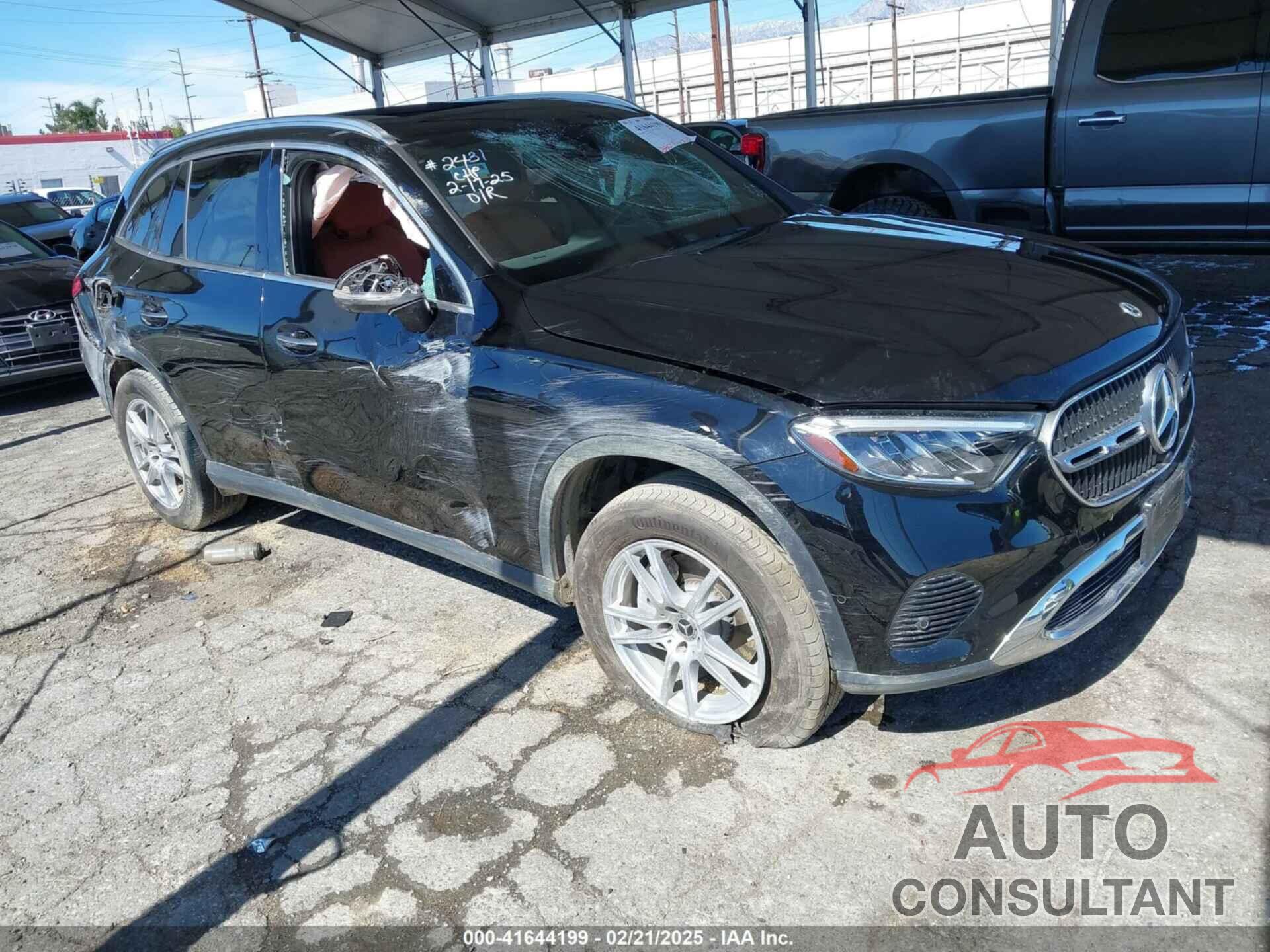 MERCEDES-BENZ GLC 300 2023 - W1NKM4HB2PF025119