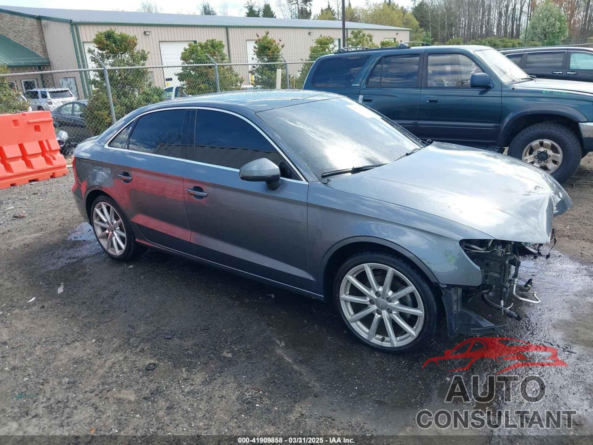 AUDI A3 2015 - WAUCJGFF4F1078134