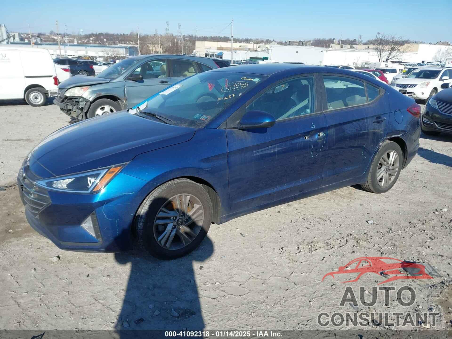 HYUNDAI ELANTRA 2020 - 5NPD84LF3LH631687