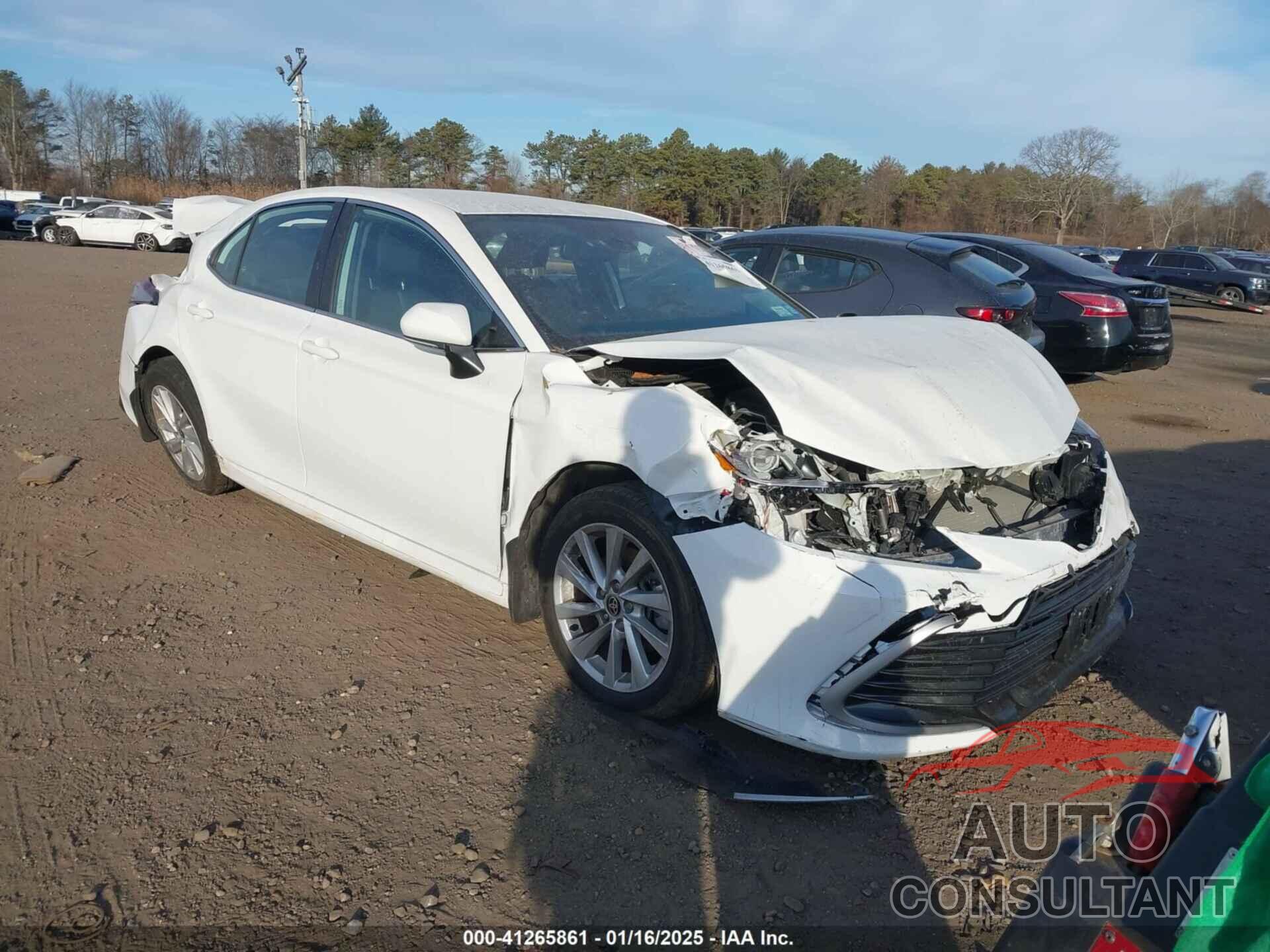 TOYOTA CAMRY 2021 - 4T1R11BK6MU034902