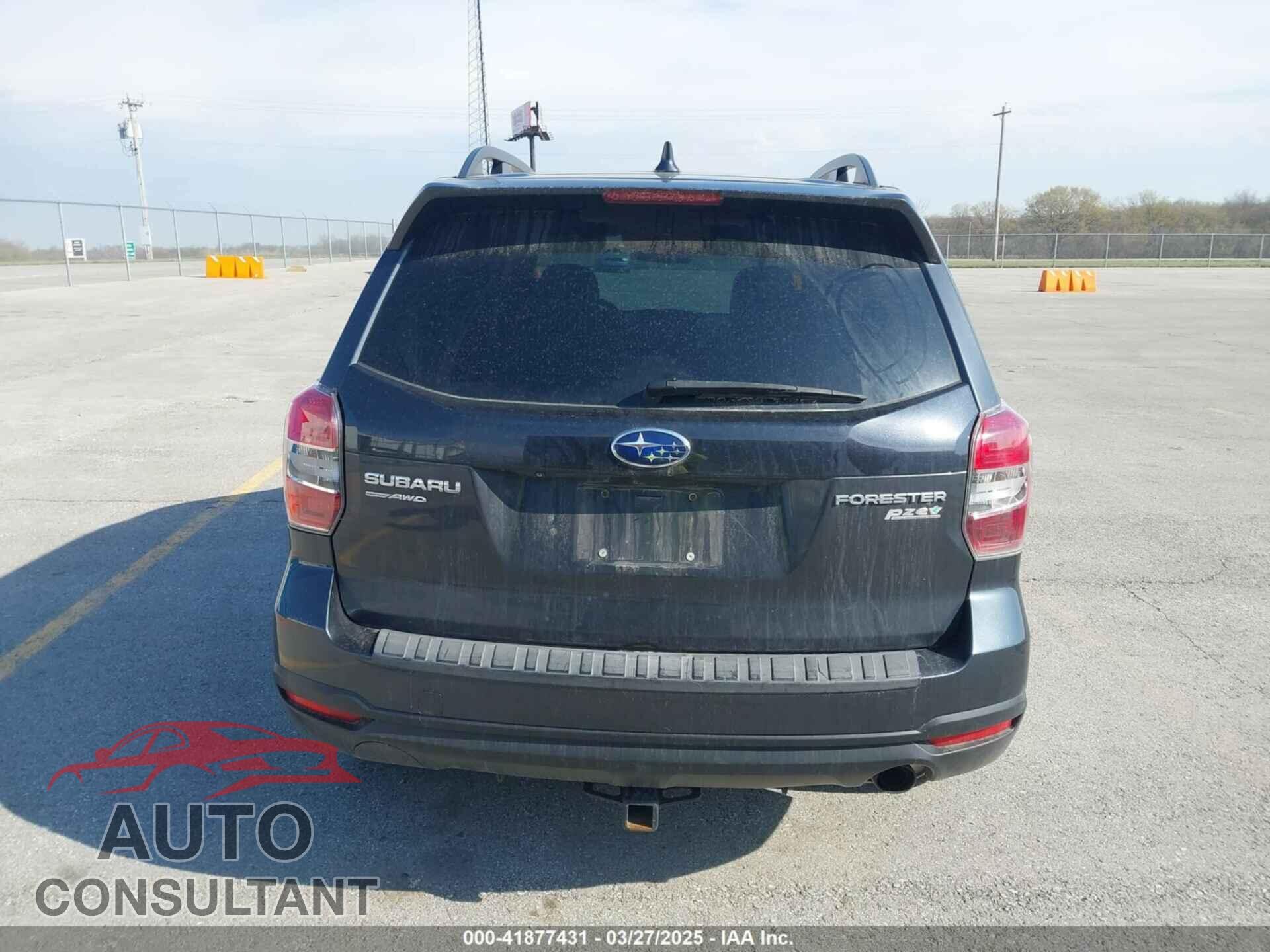 SUBARU FORESTER 2016 - JF2SJAXC8GH443473