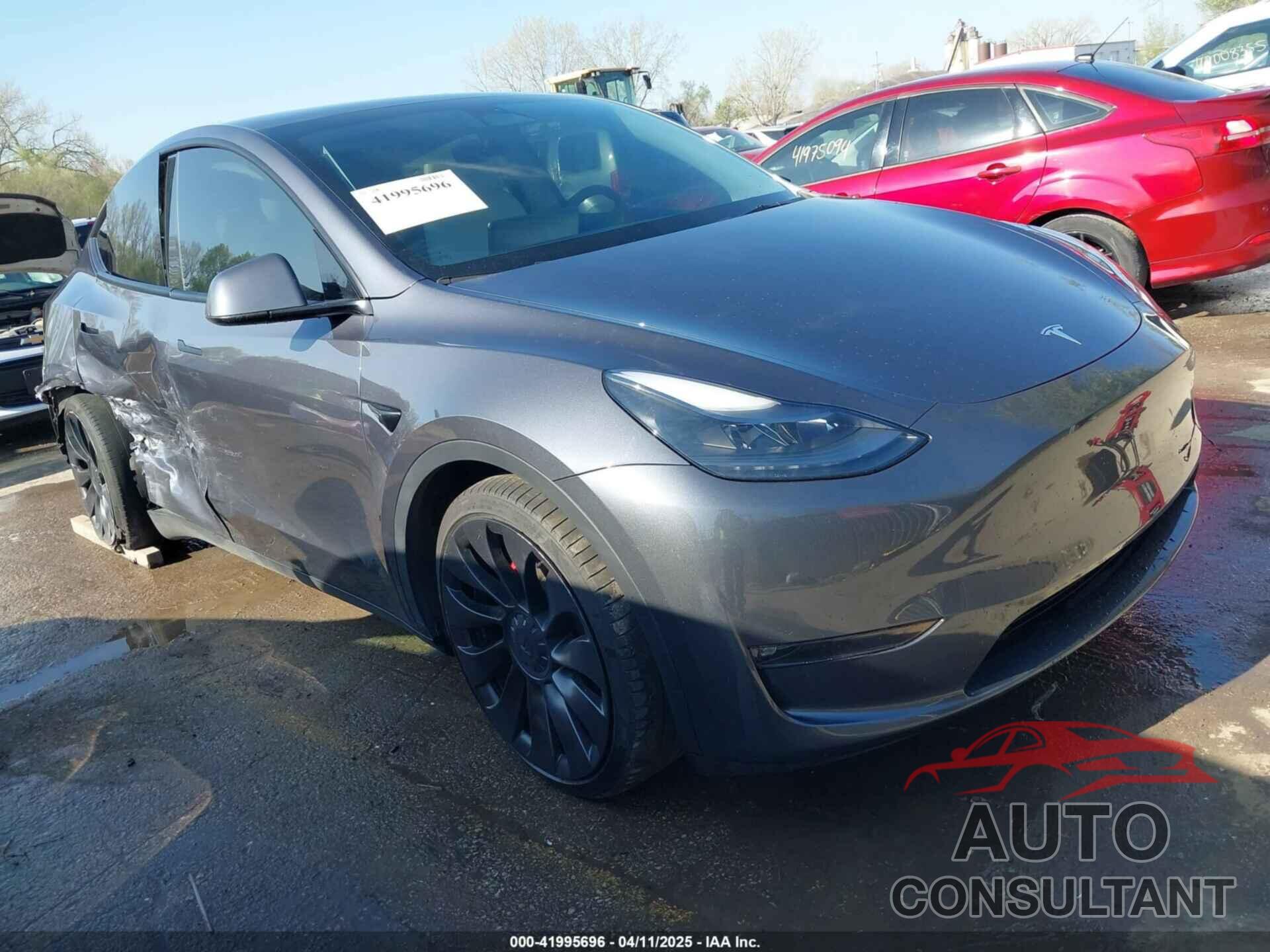 TESLA MODEL Y 2023 - 7SAYGDEF3PF595170