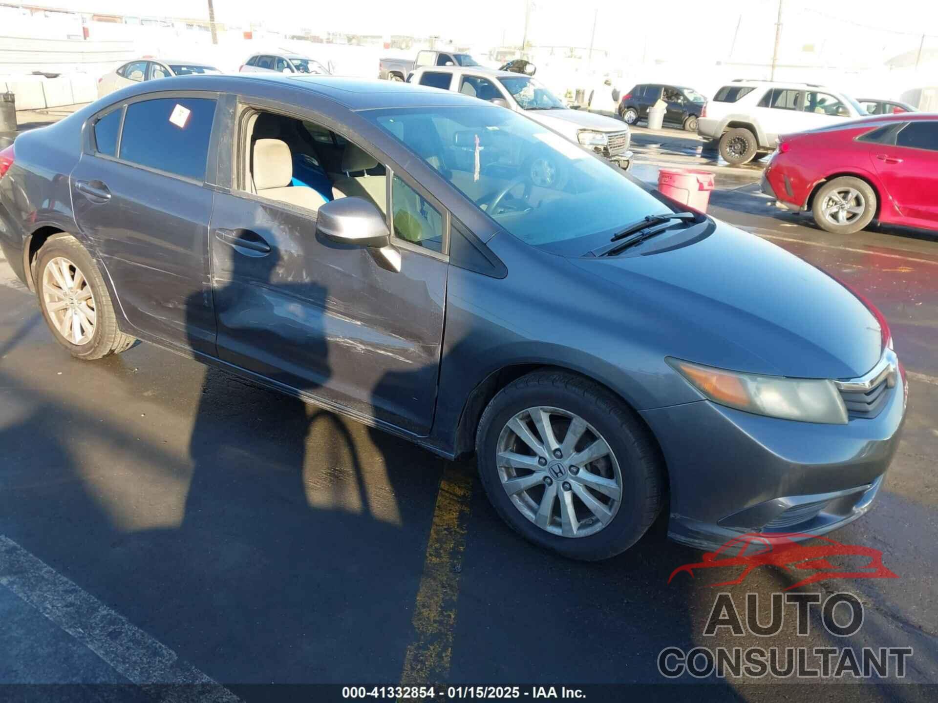 HONDA CIVIC 2012 - 2HGFB2F80CH306520