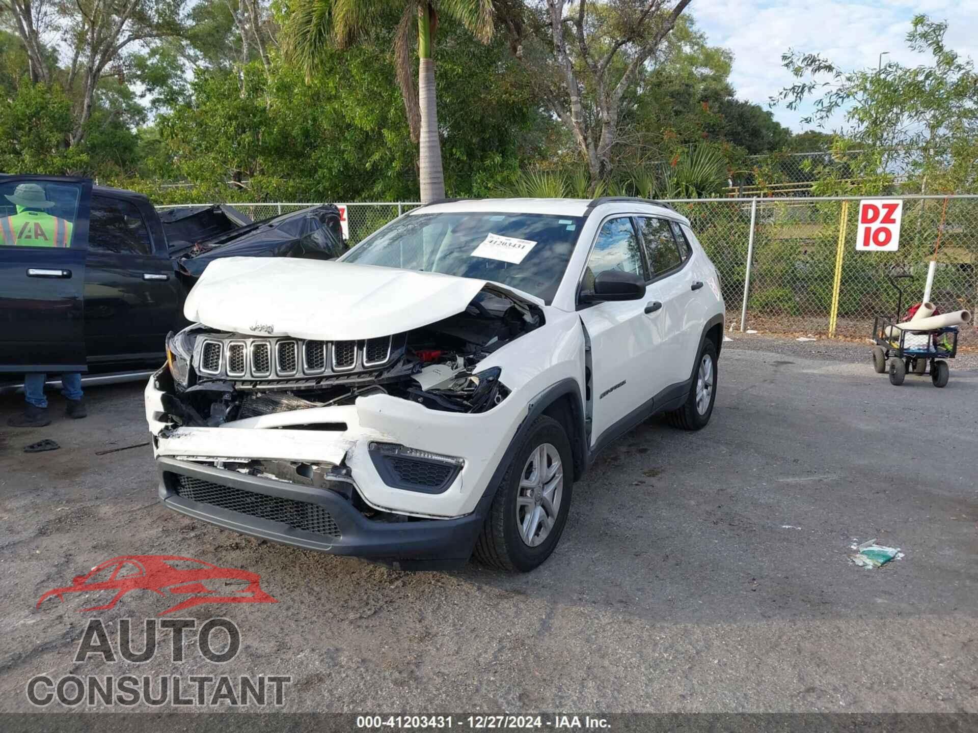 JEEP COMPASS 2019 - 3C4NJCAB2KT614137