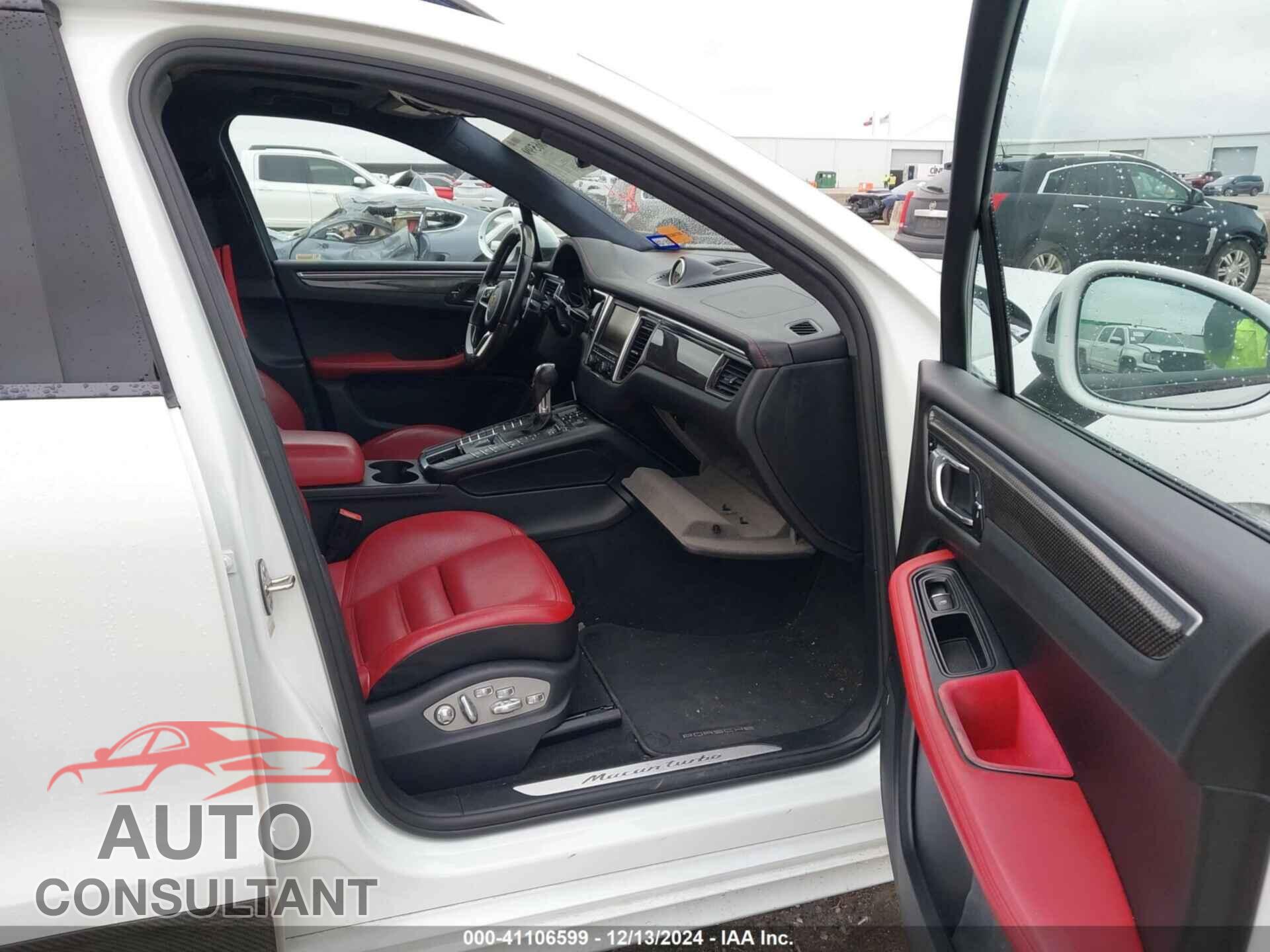 PORSCHE MACAN 2016 - WP1AF2A59GLB94592