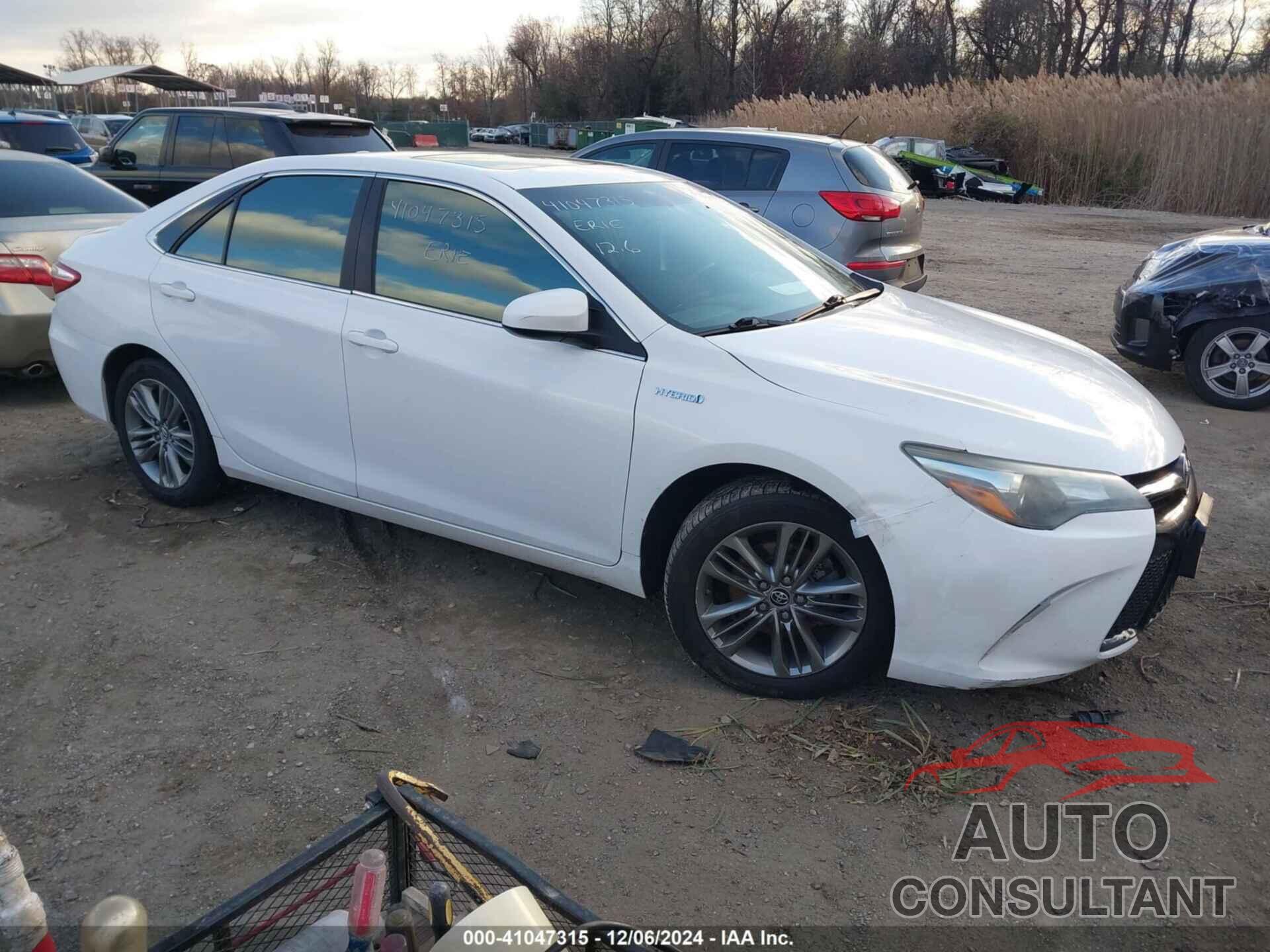 TOYOTA CAMRY HYBRID 2015 - 4T1BD1FK2FU157554