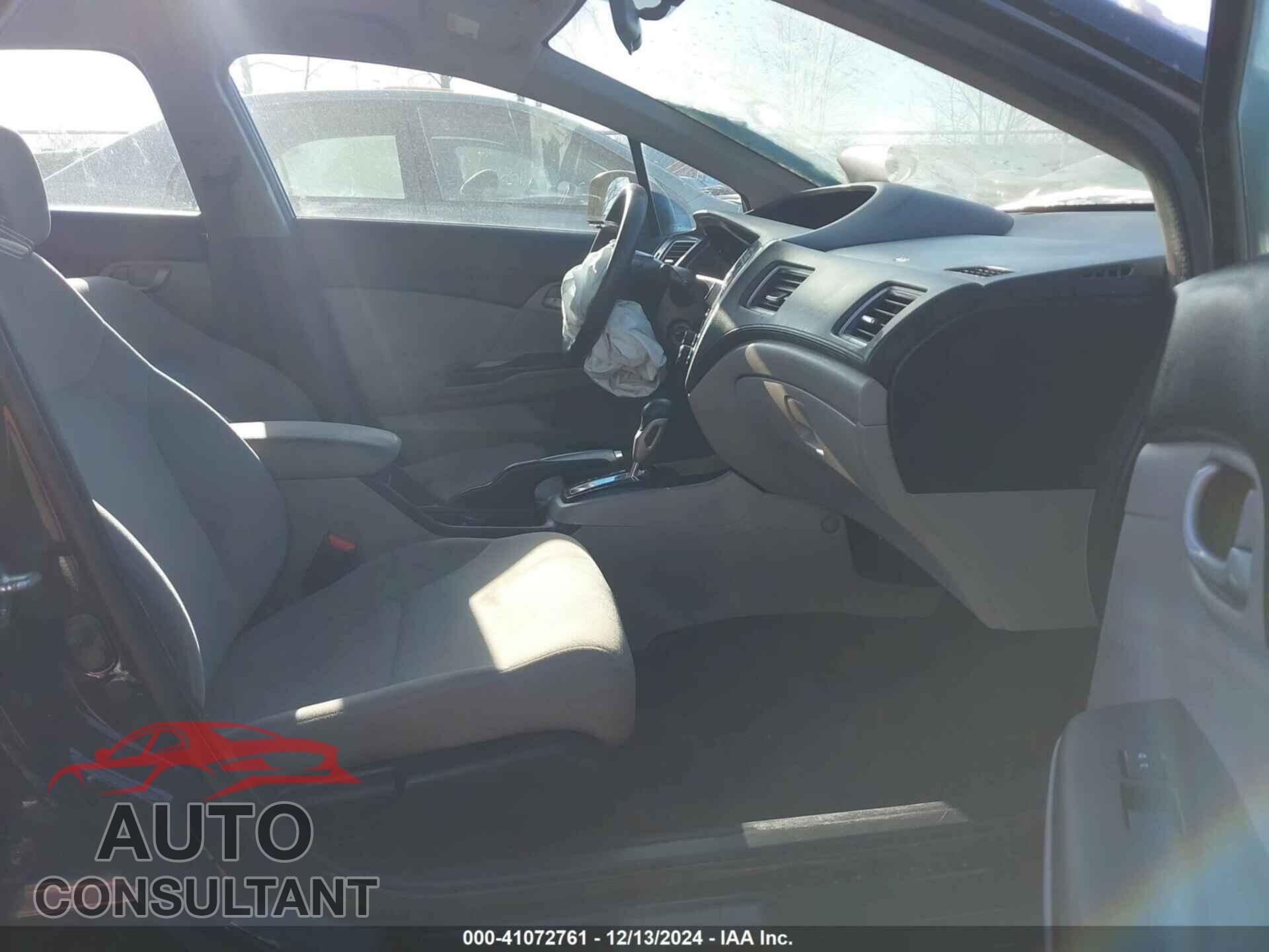 HONDA CIVIC 2013 - 19XFB2F55DE281955