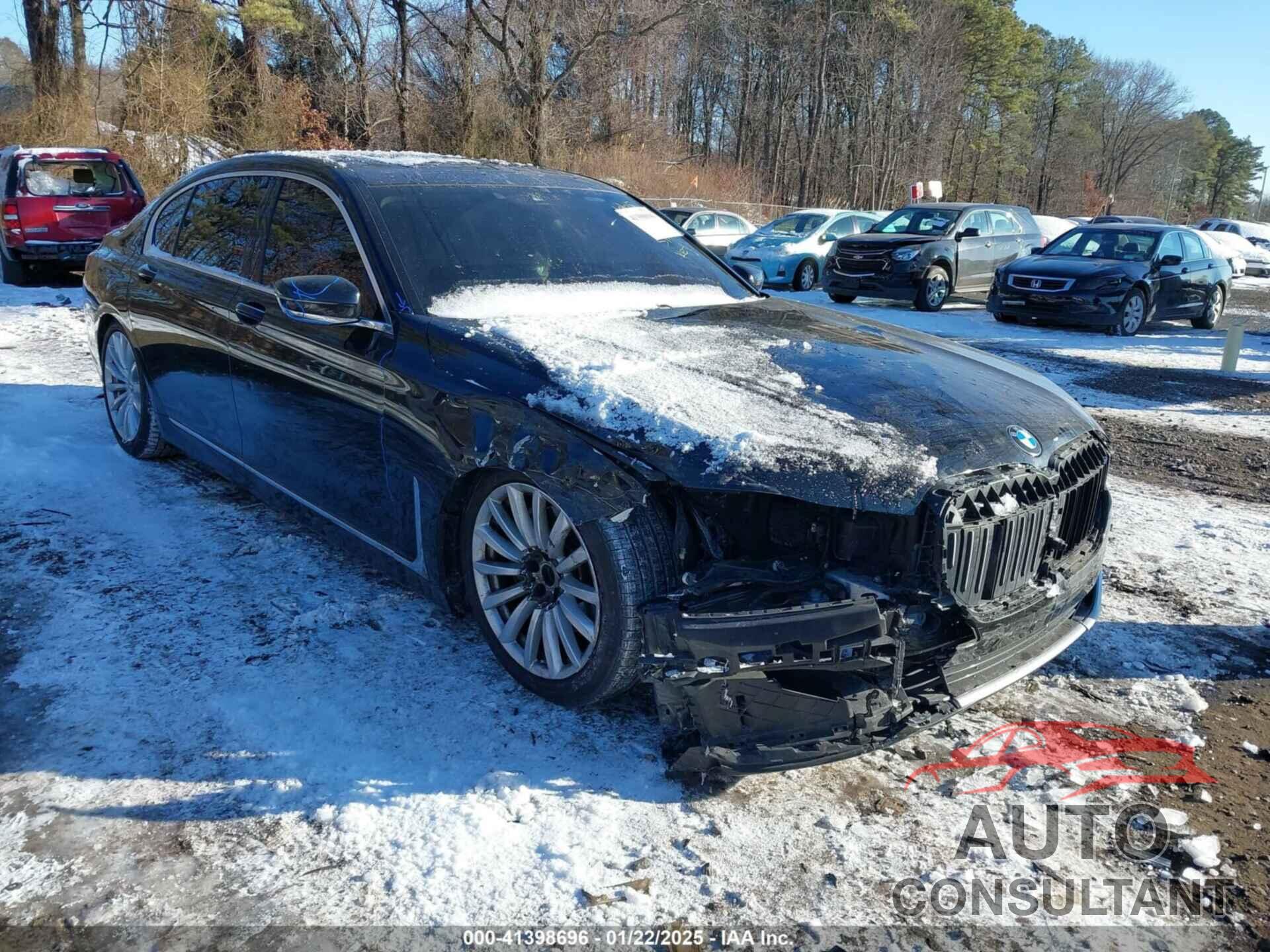 BMW 740 2022 - WBA7T4C00NCH85876