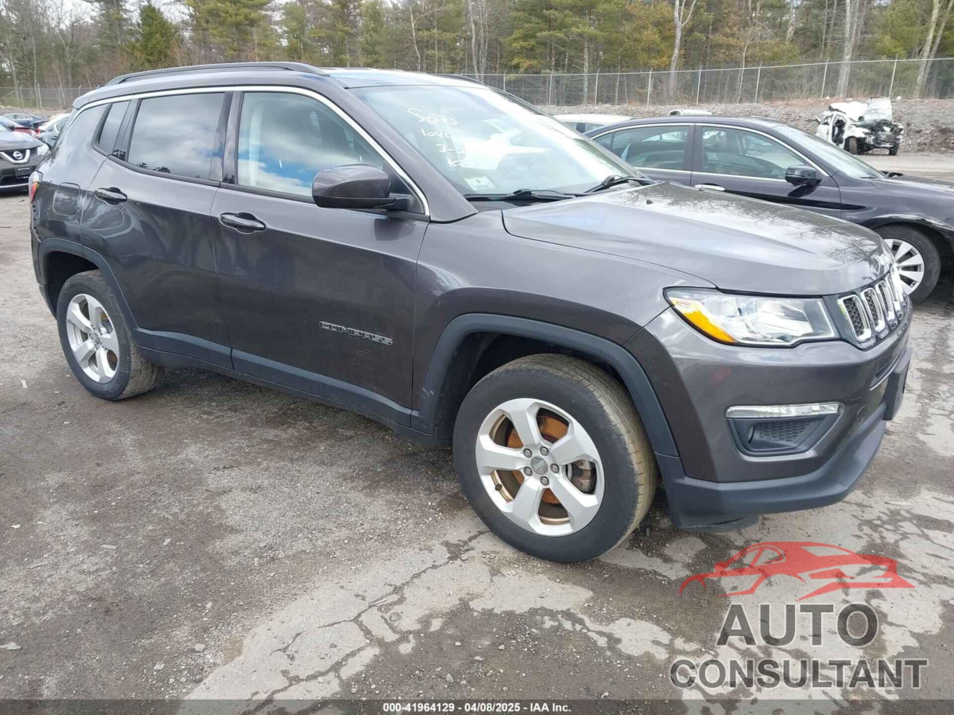 JEEP COMPASS 2018 - 3C4NJDBB4JT239564